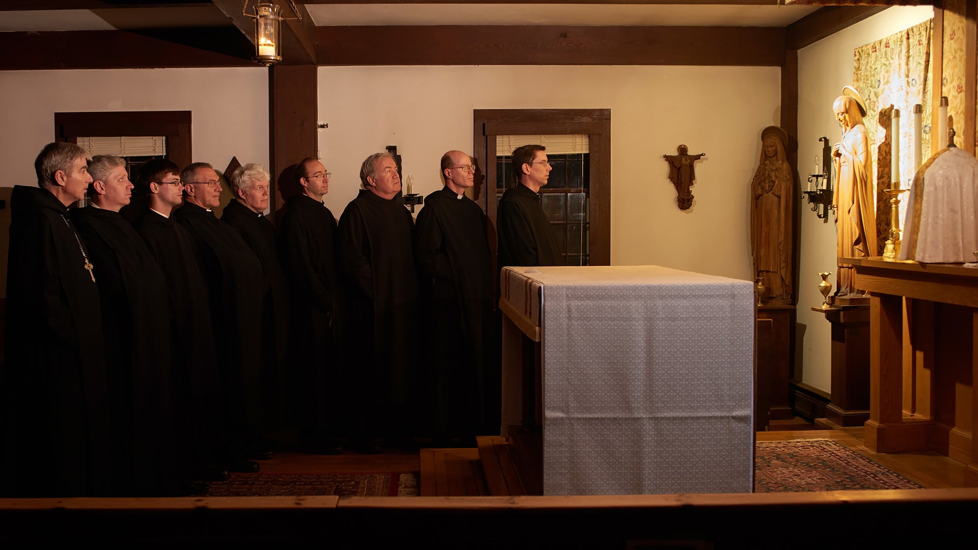 Tra spiritualità e controllo: il lato oscuro delle nuove appartenenze ecclesiali