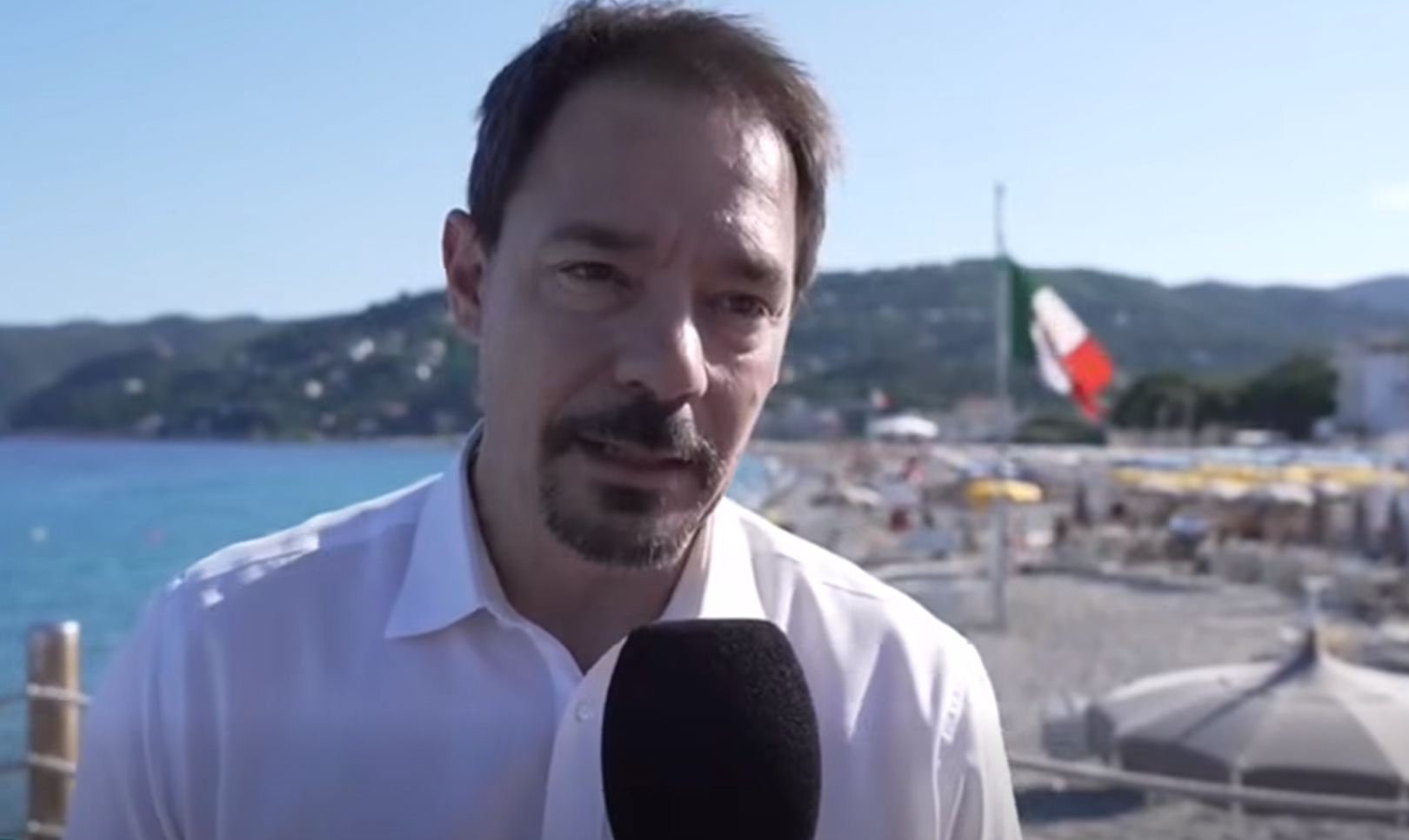 Spotorno, le suore rischiano la spiaggia che finanzia le loro opere: la concessione sarà messa a gara