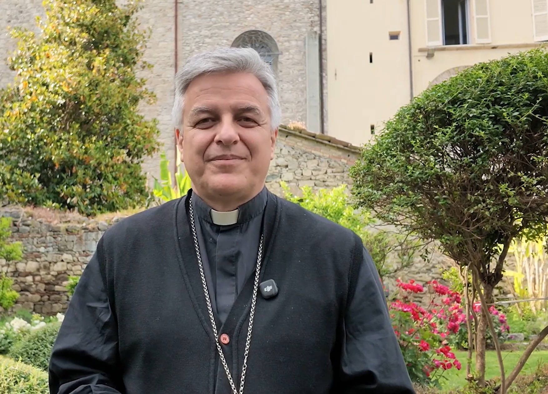 Il vescovo che non ascolta governa una diocesi immaginaria