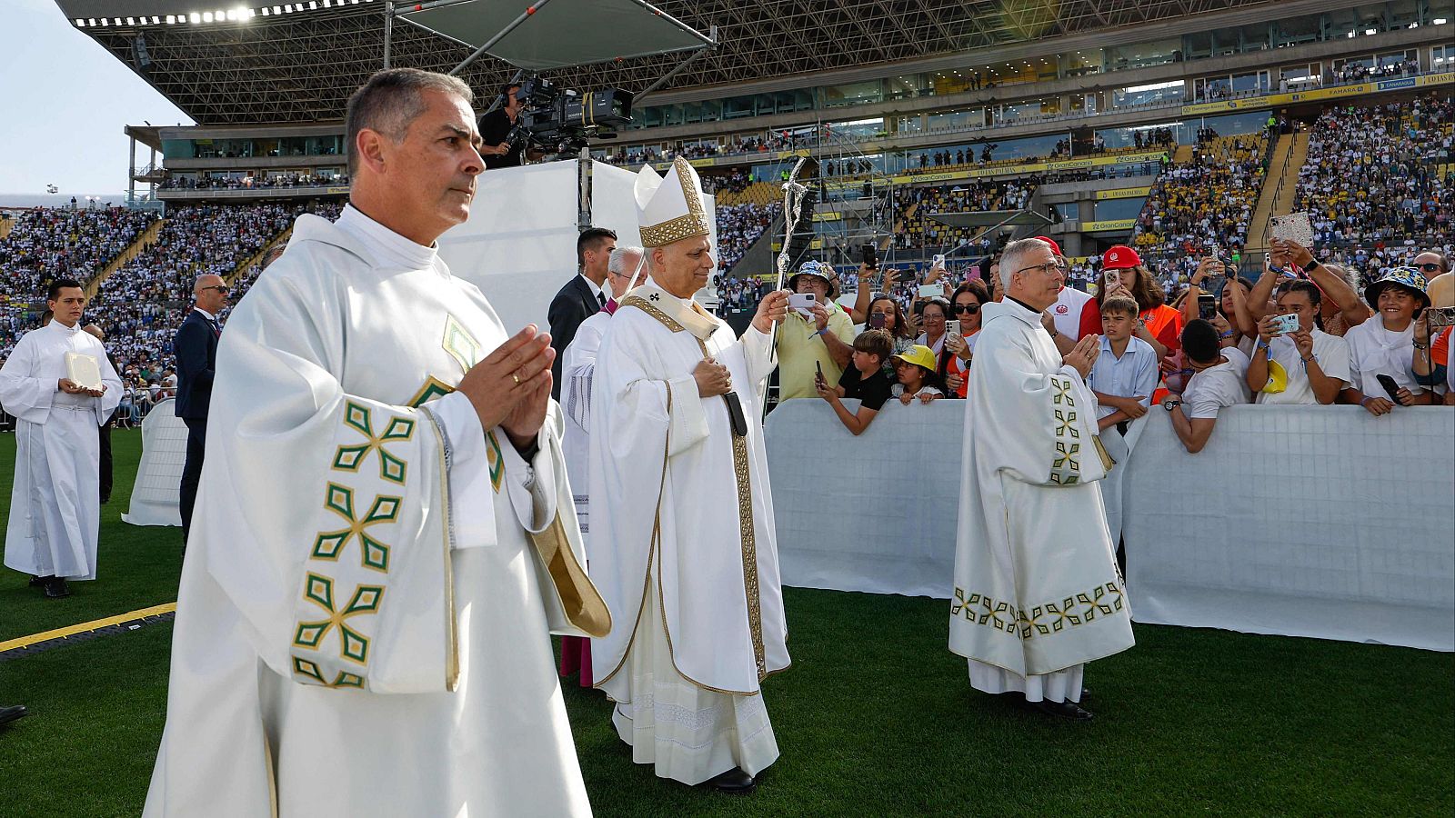 Leone XIV alle Canarie, la sera del Sacro Cuore: «Dove c'è umiltà, c'è carità»