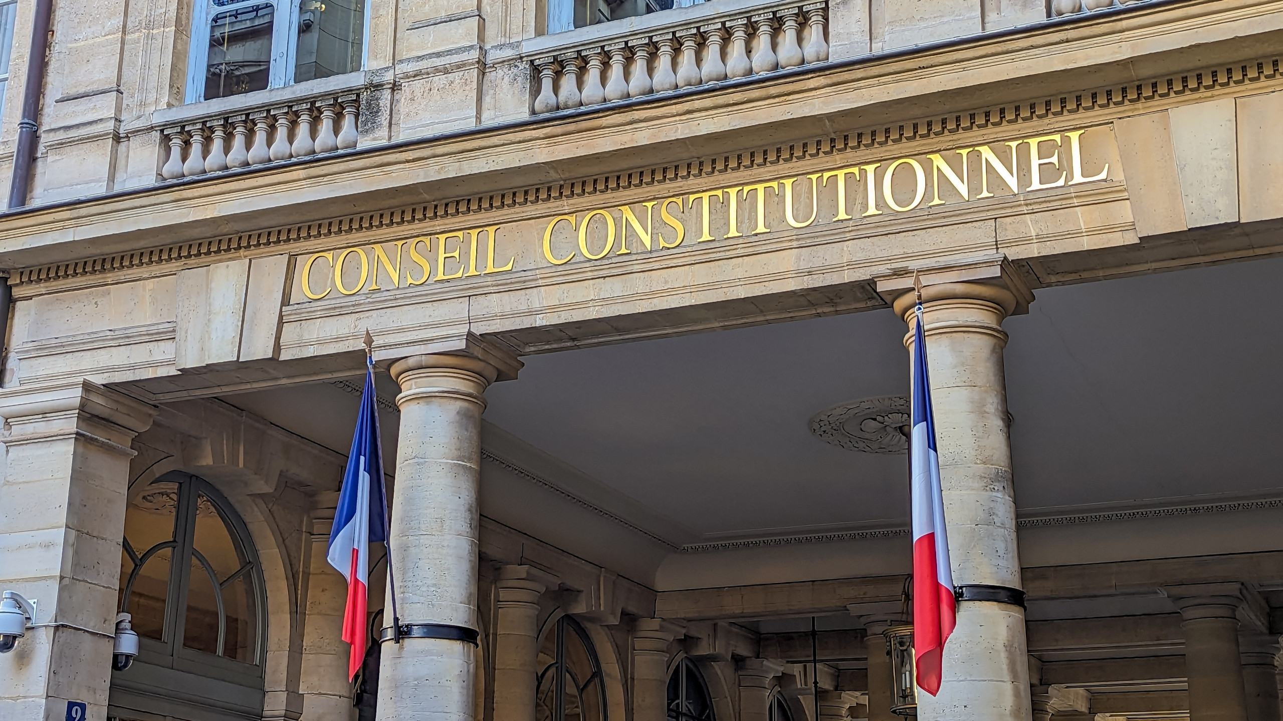Social vietati agli under 15, la Corte boccia Macron: «Misura non proporzionata»