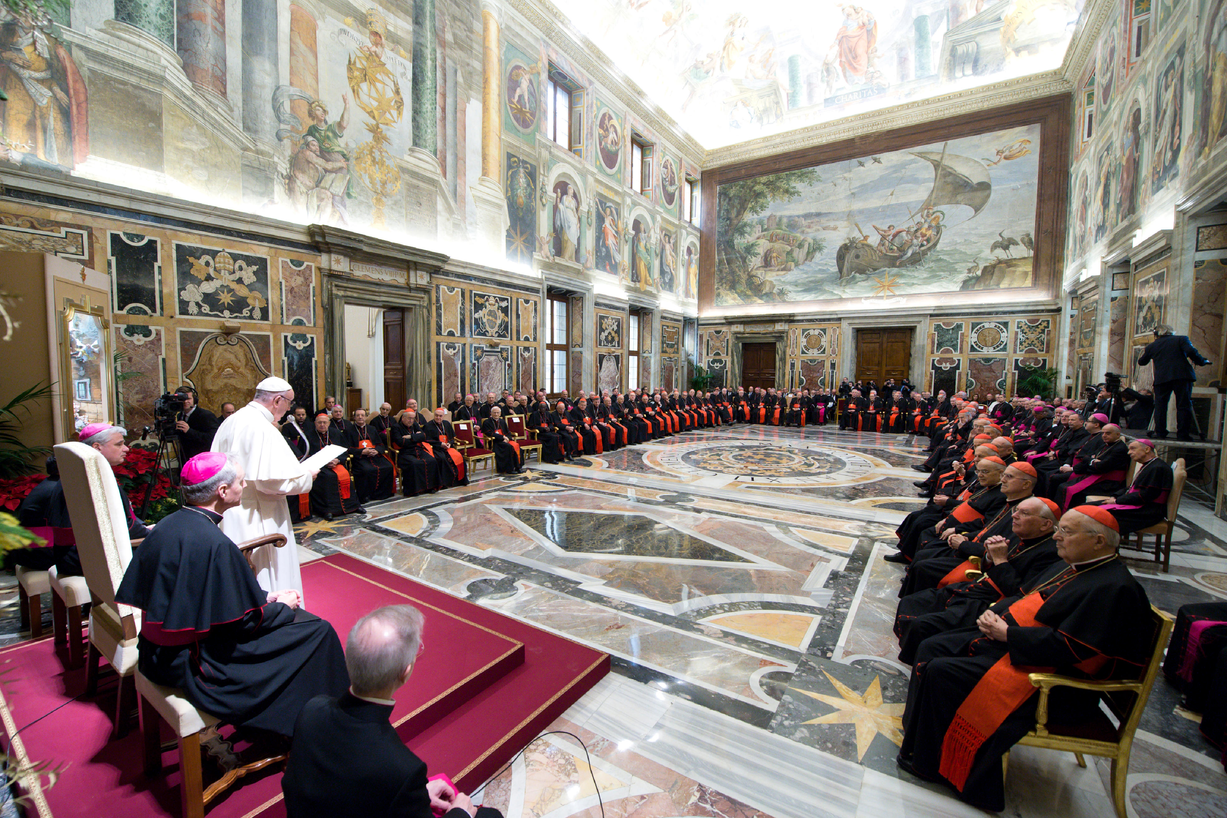 Curia Romana. Il Papa nomina due vescovi