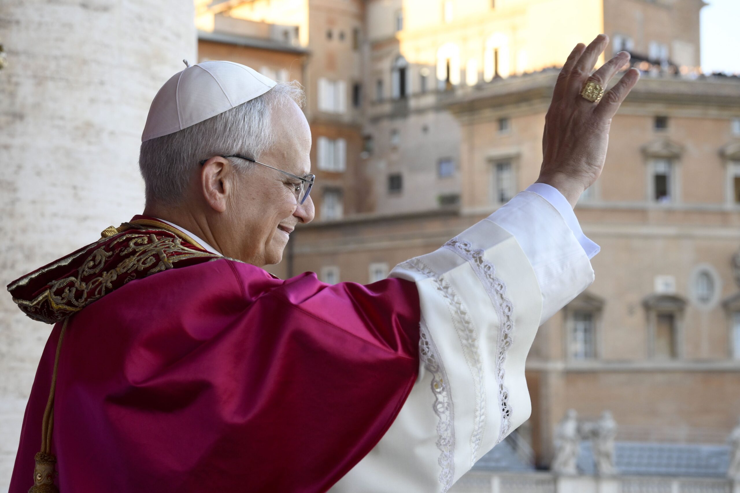 USA. I vescovi: "ci rallegriamo che un figlio di questa nazione sia stato scelto dai cardinali"