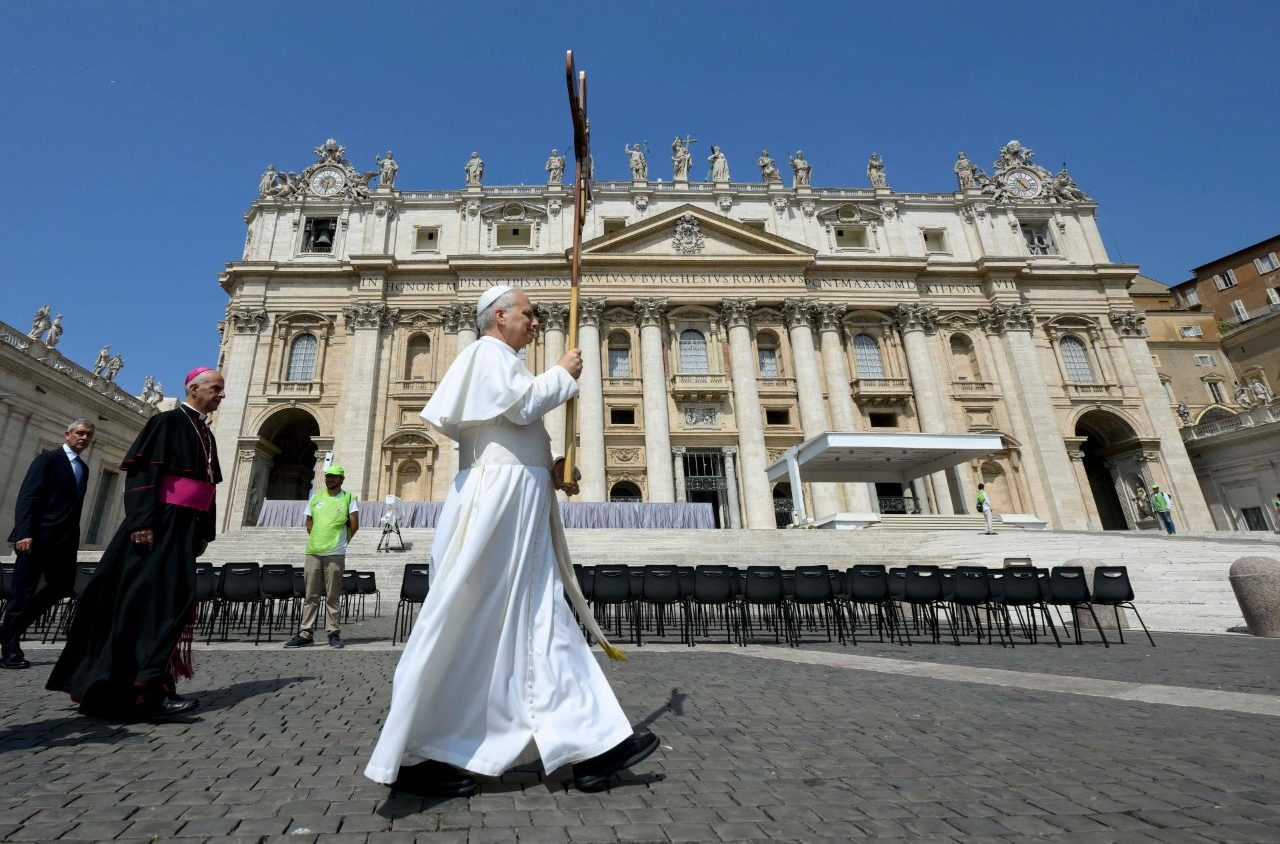 Leone XIV, giornate senza tregua. Tra udienze e incontri, il Papa vuole conoscere