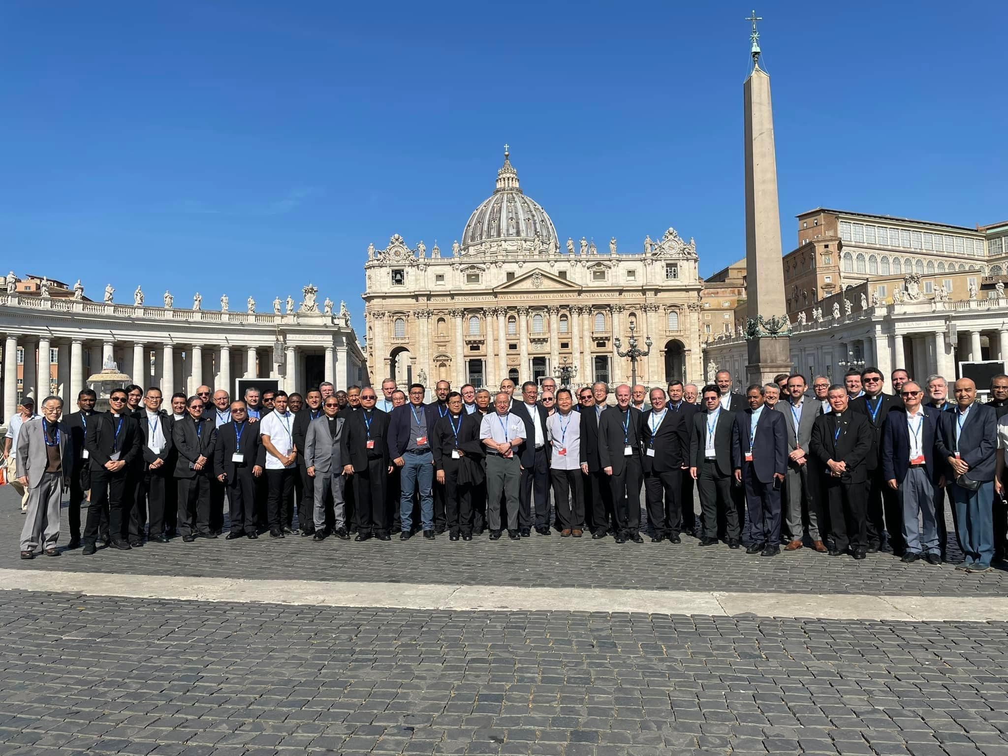 Papa Francesco e "la poesia del comunicare bene"