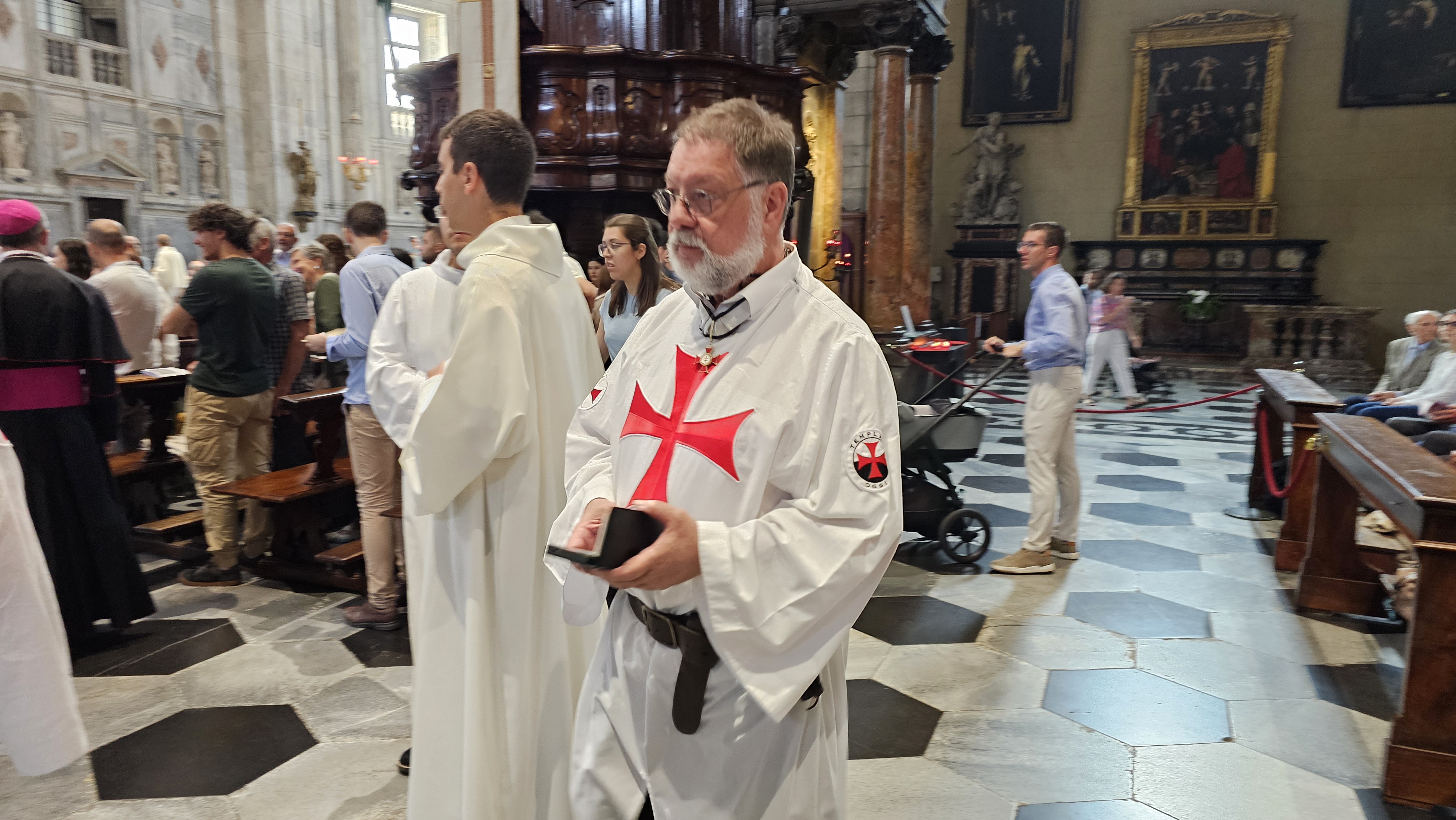 Como: Cardinal Cantoni welcomes the Templars, defying the Dicastery for the Laity