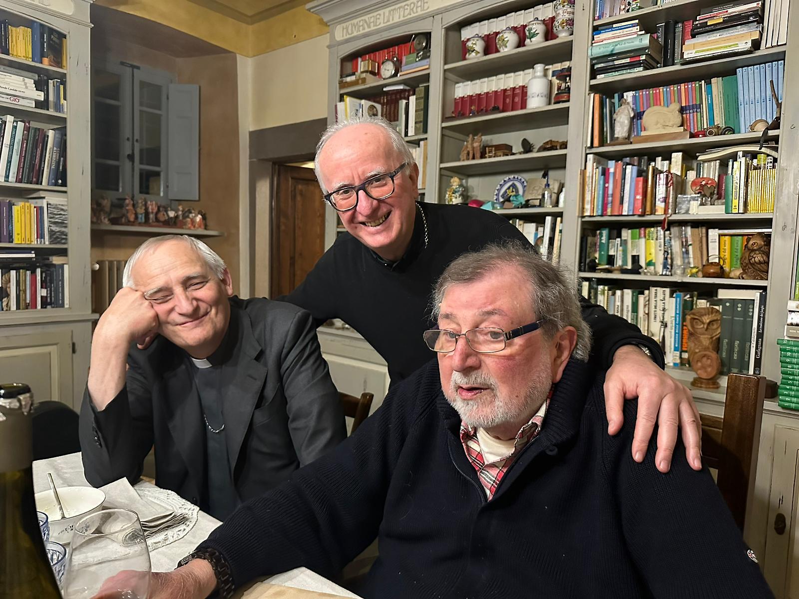 Guccini e l’ultima “Avvelenata”: il circo della comunicazione cattolica davanti alla morte