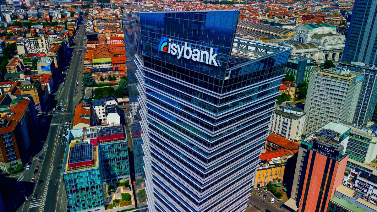 Isybank e i conti ostaggio dell’antifrode: quando una banca lascia il cliente senza i suoi soldi
