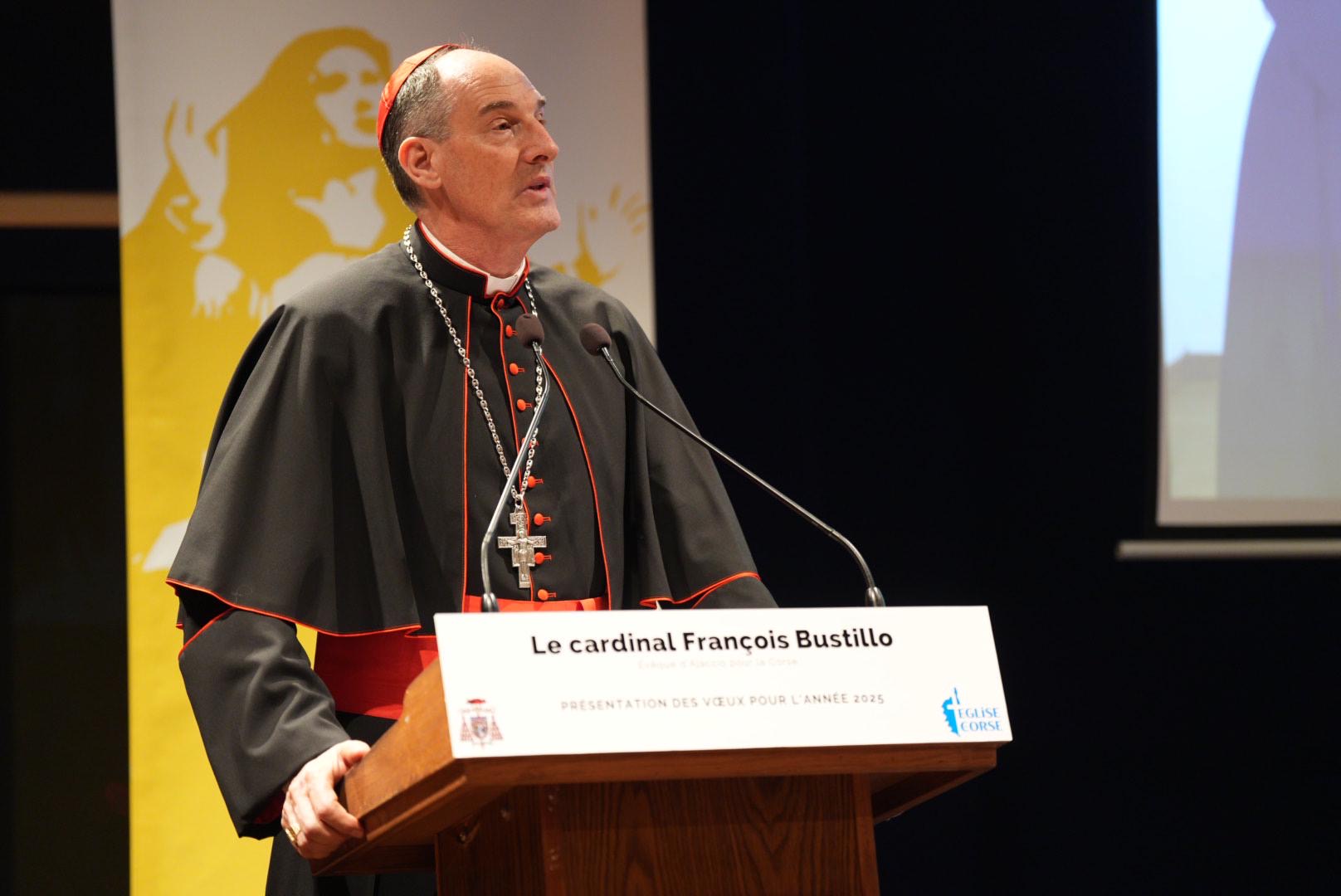 Corsica. Il Cardinal Bustillo ripercorre la visita del Papa: «Le confraternite hanno una missione urgente da svolgere»