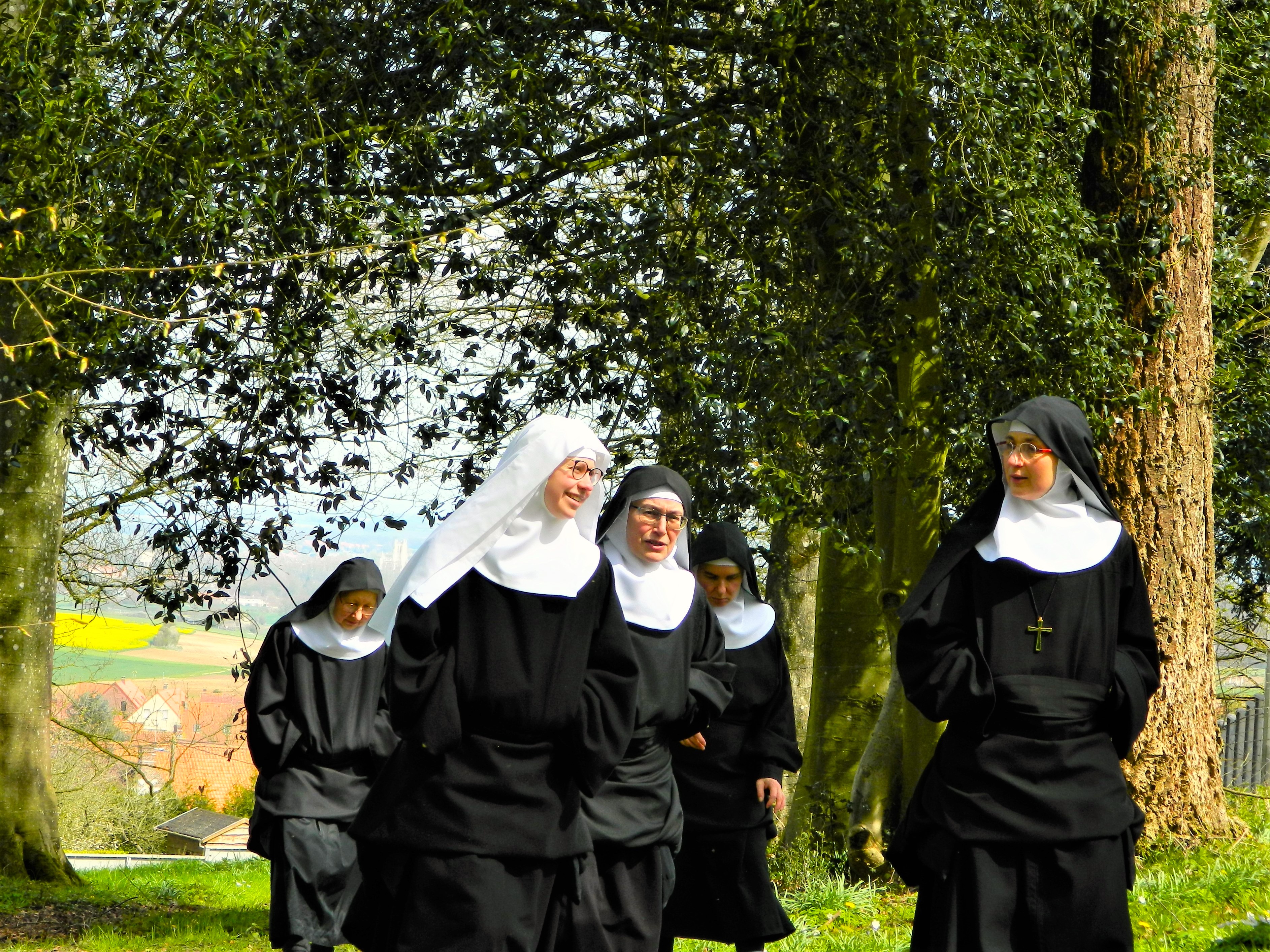 Che mondo sarebbe senza i religiosi?