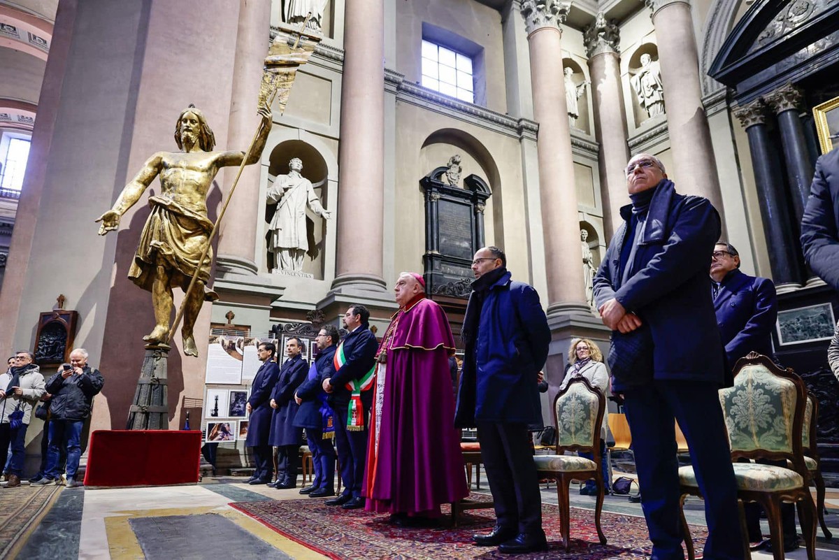 Novara. Mons. Brambilla: «La parabola dei talenti ci fa uscire da una situazione di retribuzione per entrare in una dimensione di relazione»