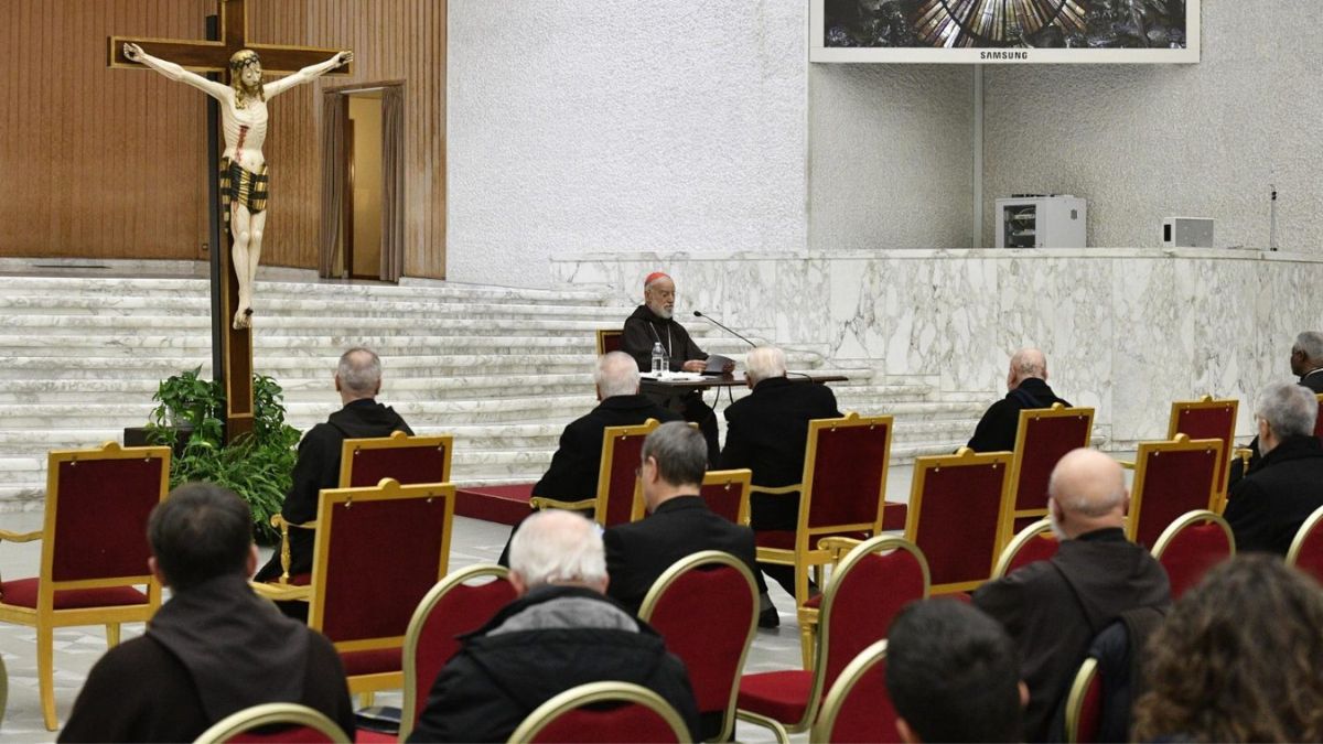Cantalamessa: "Gesù mai si assenterà dalla sua Chiesa". V Predica di Quaresima