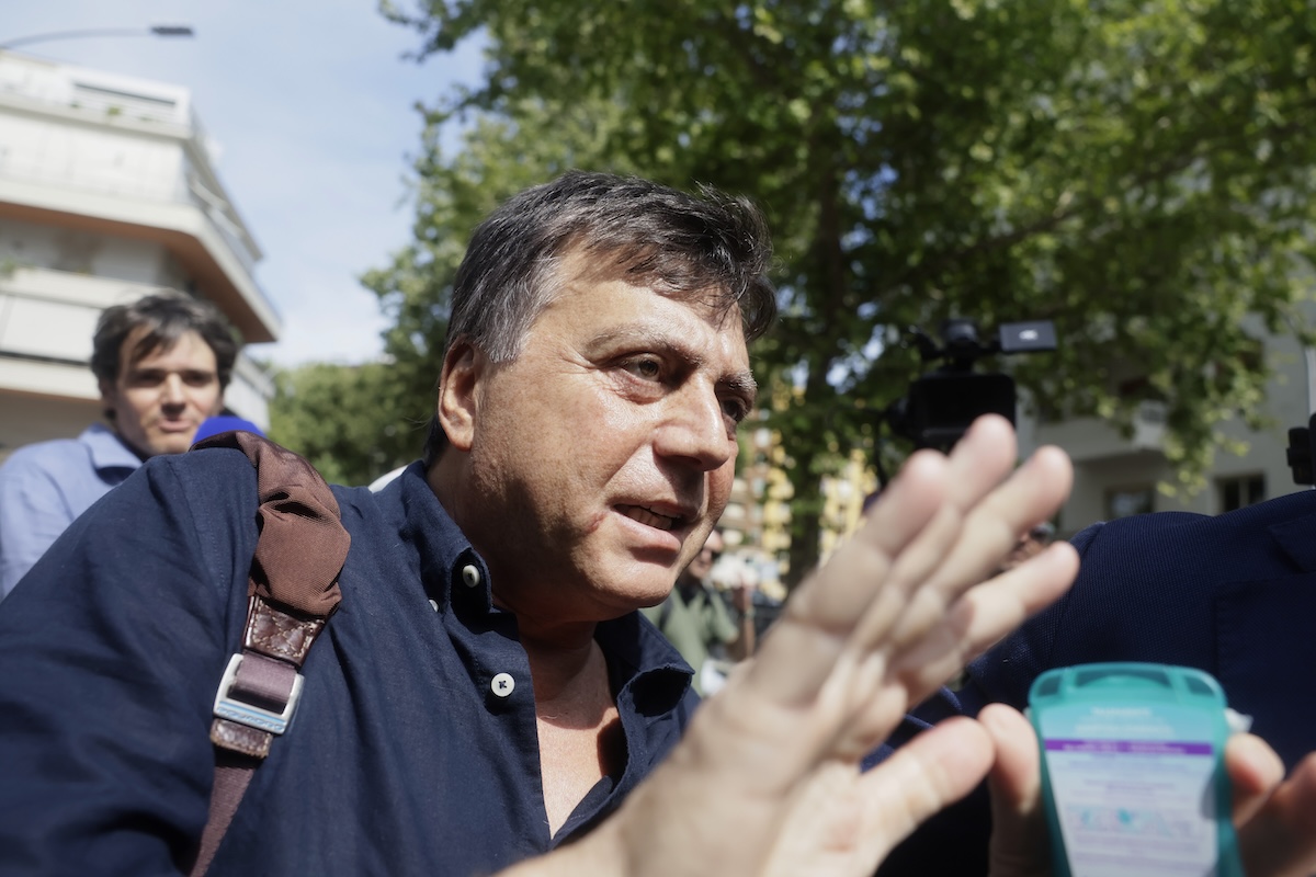 Perché il giornalista Valter Lavitola è stato arrestato?
