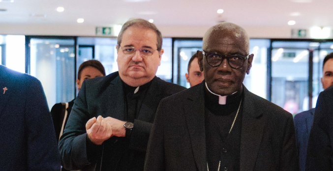 L’esercito dei preti senza comunità e i vescovi inetti