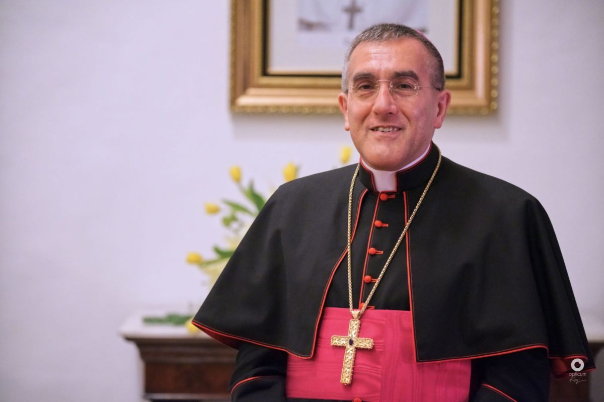 La Santa Sede vince il braccio di ferro: Pioppo nominato nunzio in Spagna