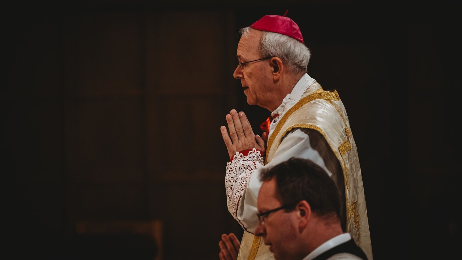Leo XIV receives Schneider: choosing open channels over the war of factions