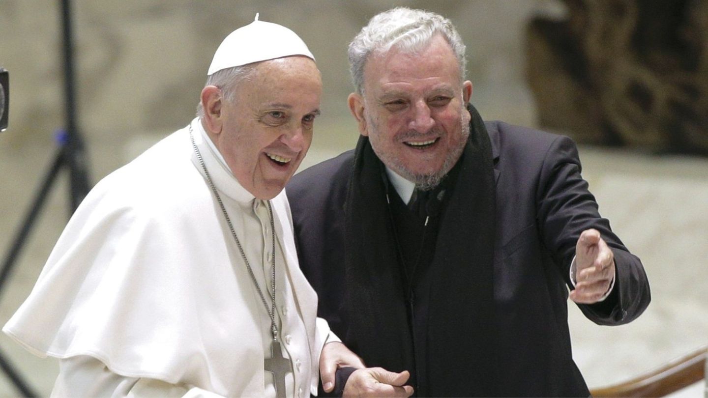 L'abusatore di coscienze Kiko Argüello: ho sperato che morisse Benedetto XVI