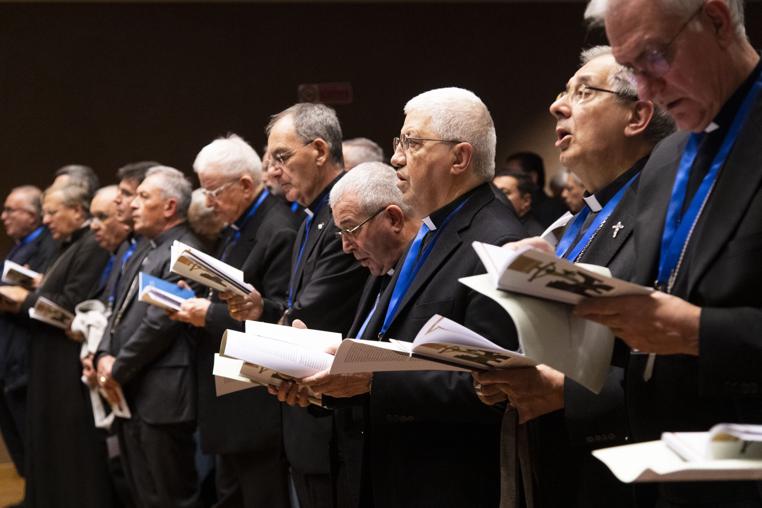Papa Leone XIV convoca i vescovi italiani a Roma