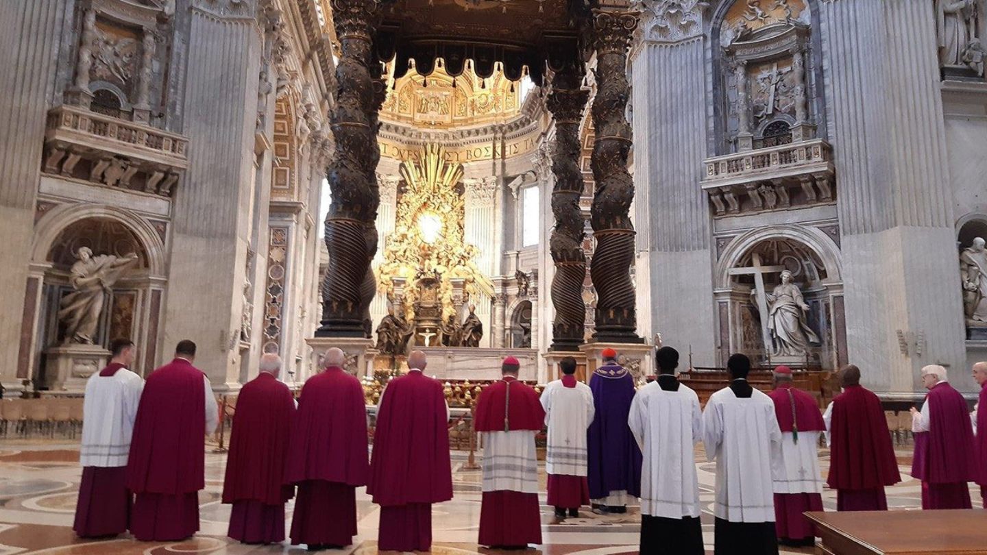 Gambetti assegna le medaglie. Ecco i nuovi membri del Capitolo