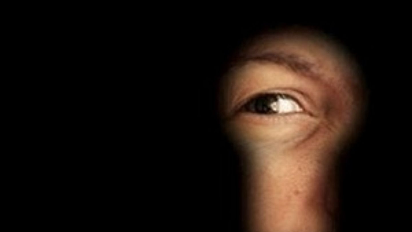 Arcidiocesi di Colonia: nella Chiesa qualcuno pensa alla privacy?