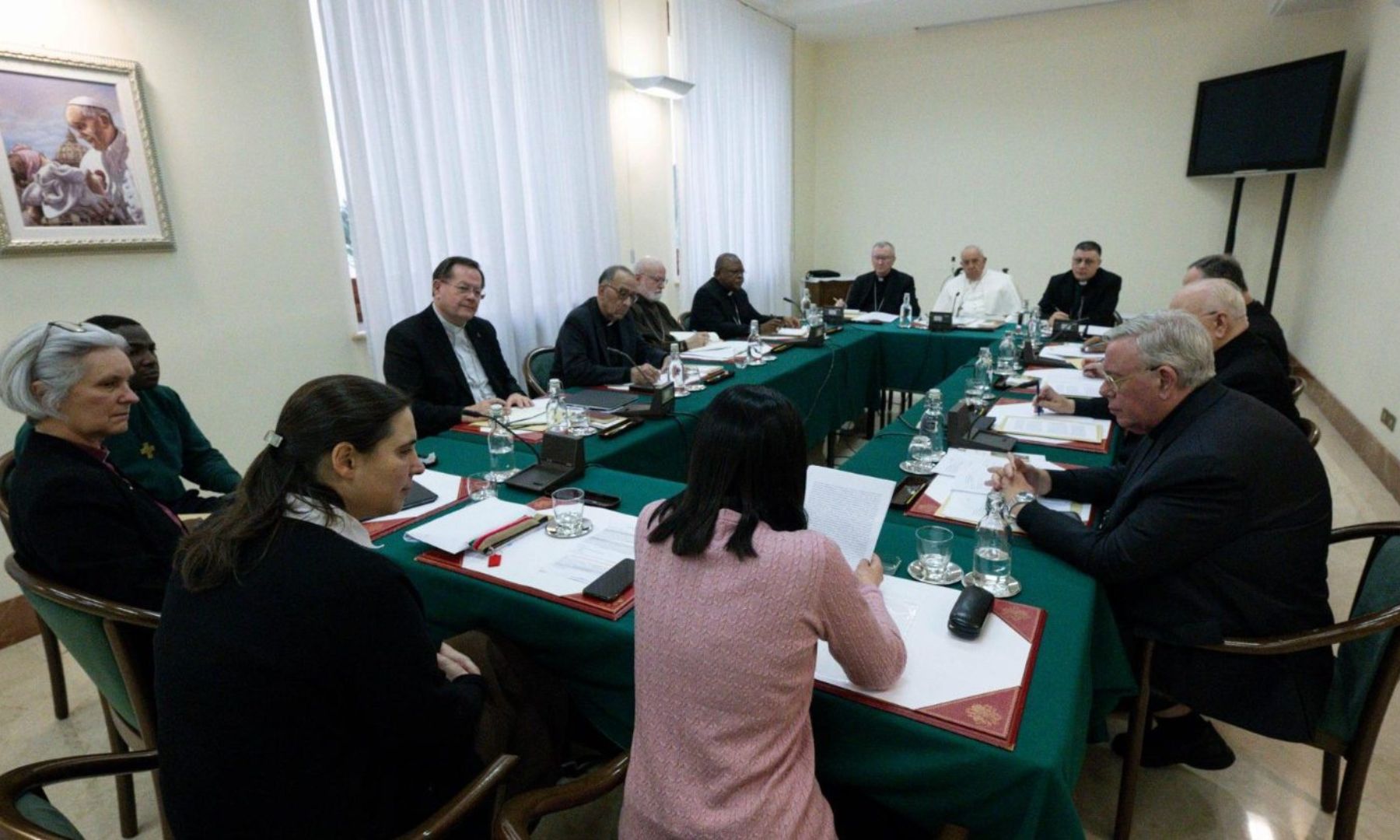 Il consiglio del Re in ascolto di una vescova anglicana per parlare della donna nella Chiesa Cattolica