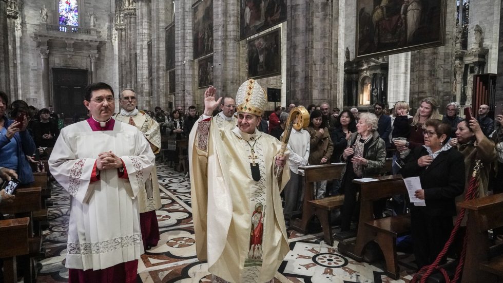 Tutti i Santi. Delpini: «I santi sono testimoni credibili»