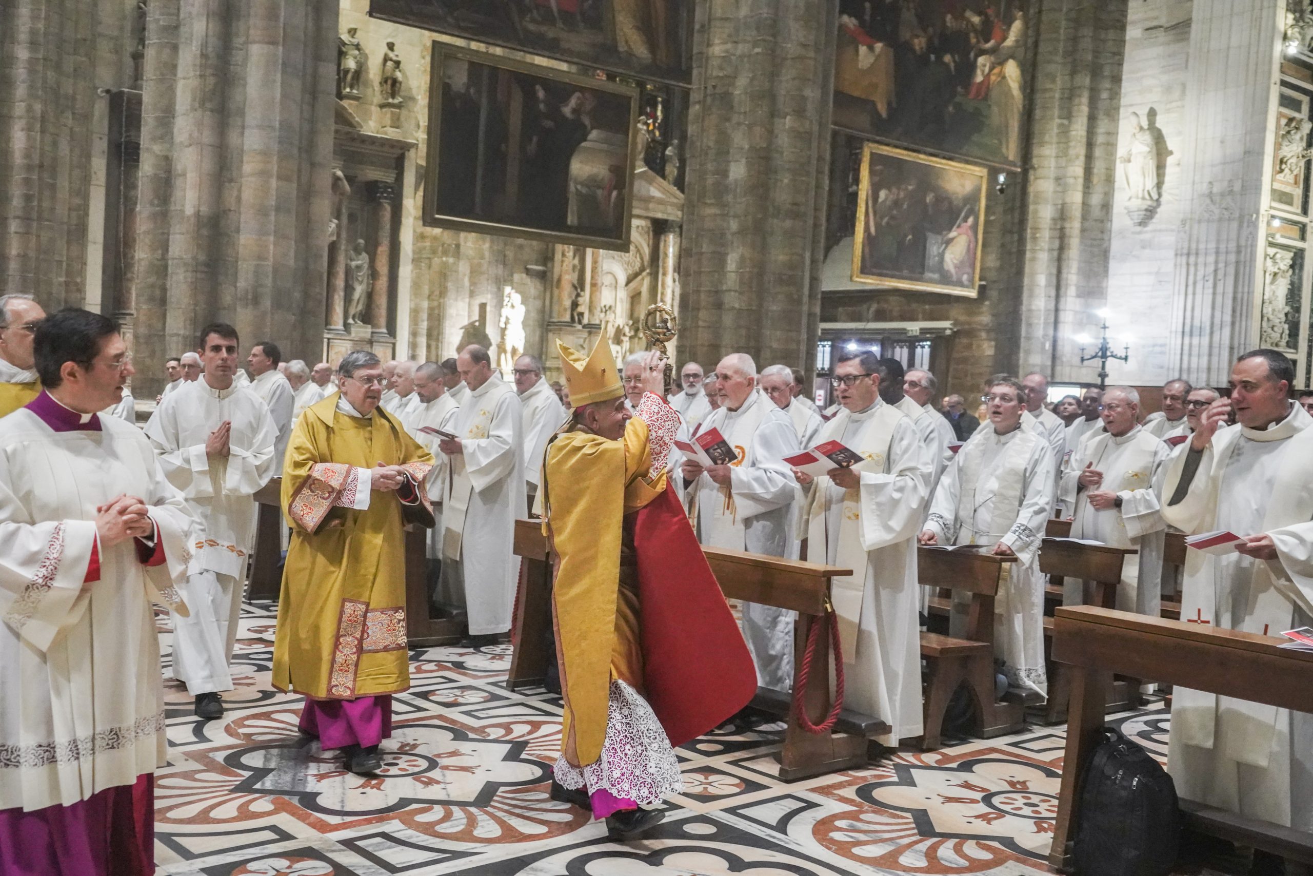 Milano. Mons. Delpini scrive ai direttori di cori: «Il canto e la musica offrono un contributo fondamentale»