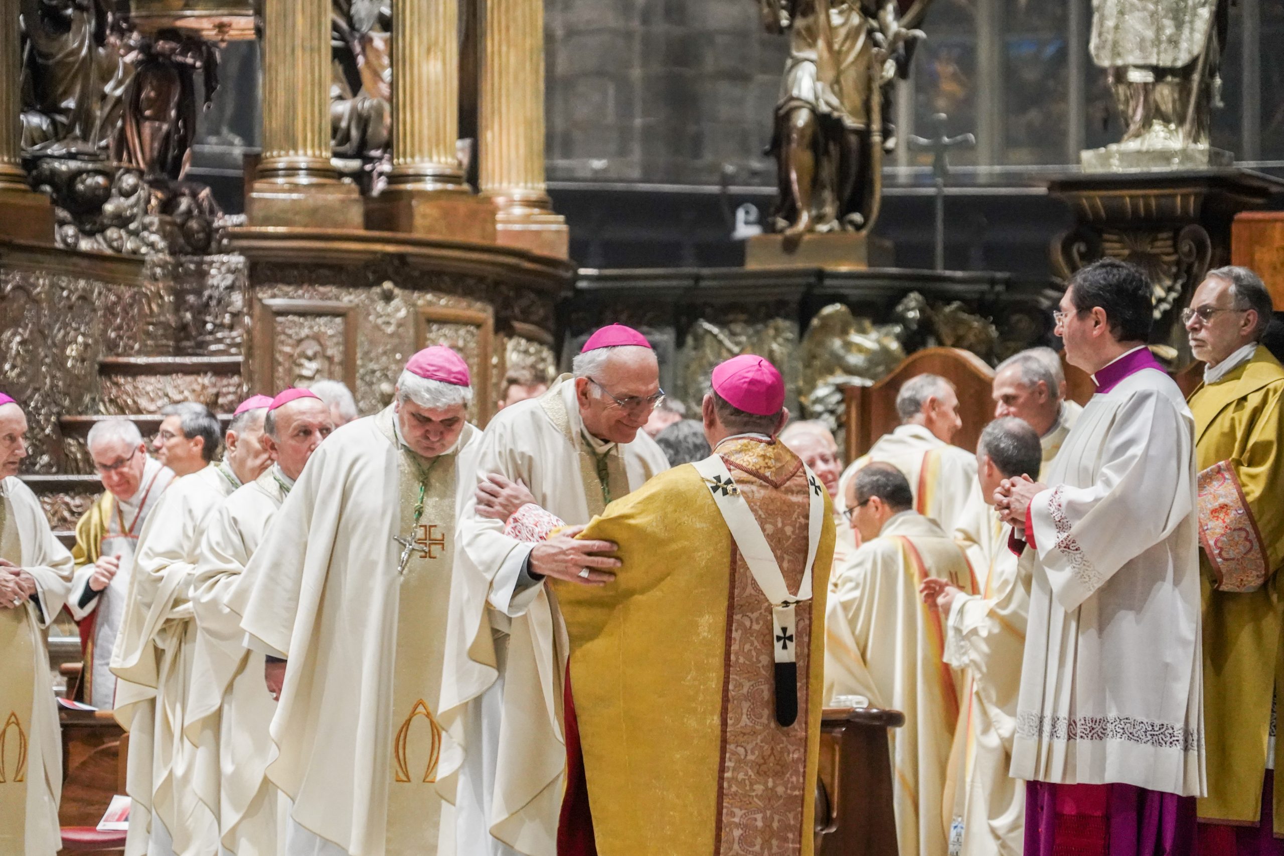Milano celebra San Carlo. Delpini: «Essere seri nella fede, non nelle apparenze»