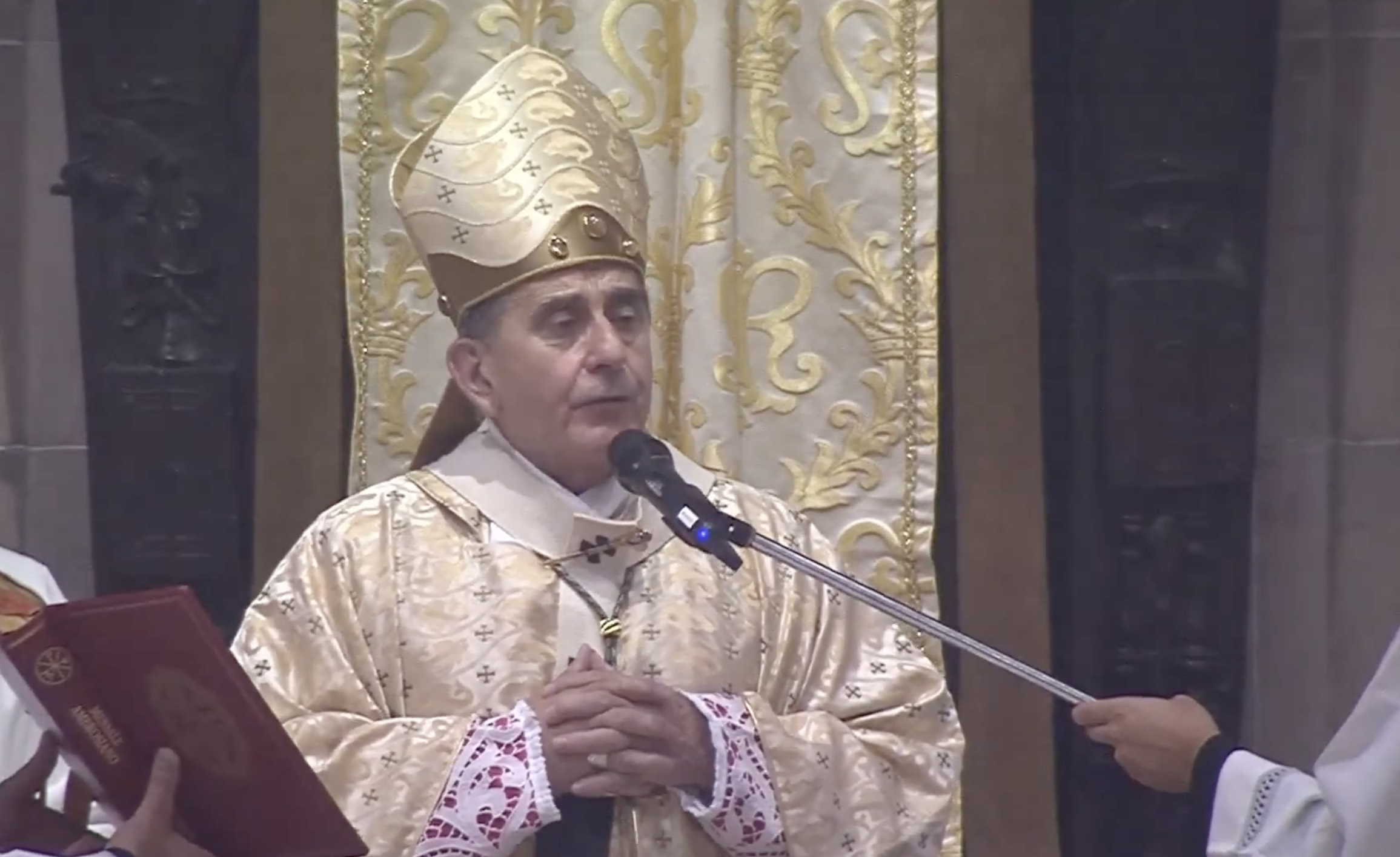 Assunzione di Maria al Cielo. Delpini: «Uno dei segni dell'esaurirsi della fede è l'esaurirsi dello stupore»