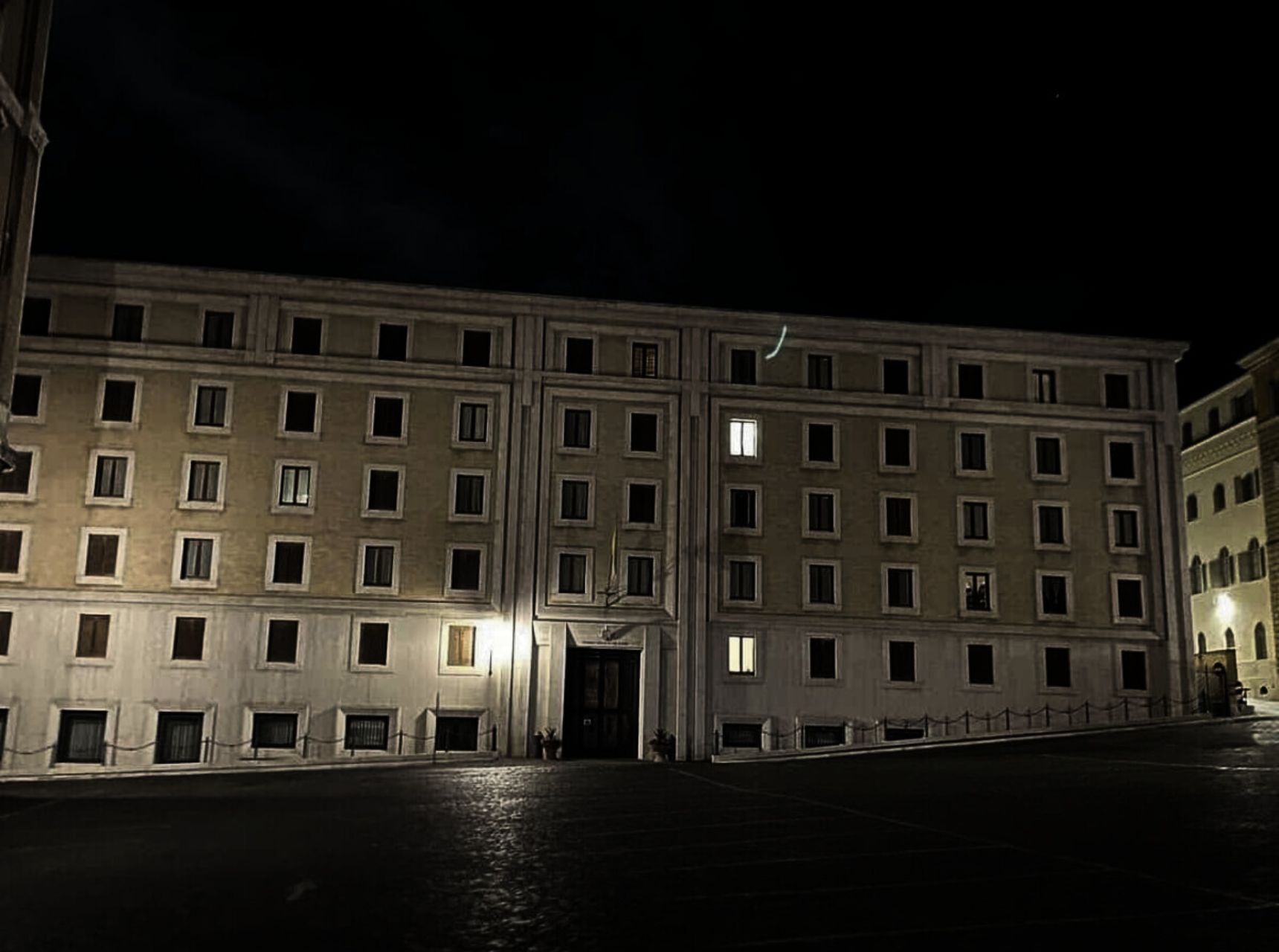 Conclave: Cardinali senza fissa dimora. In Vaticano: "E ora dove li mettiamo?"