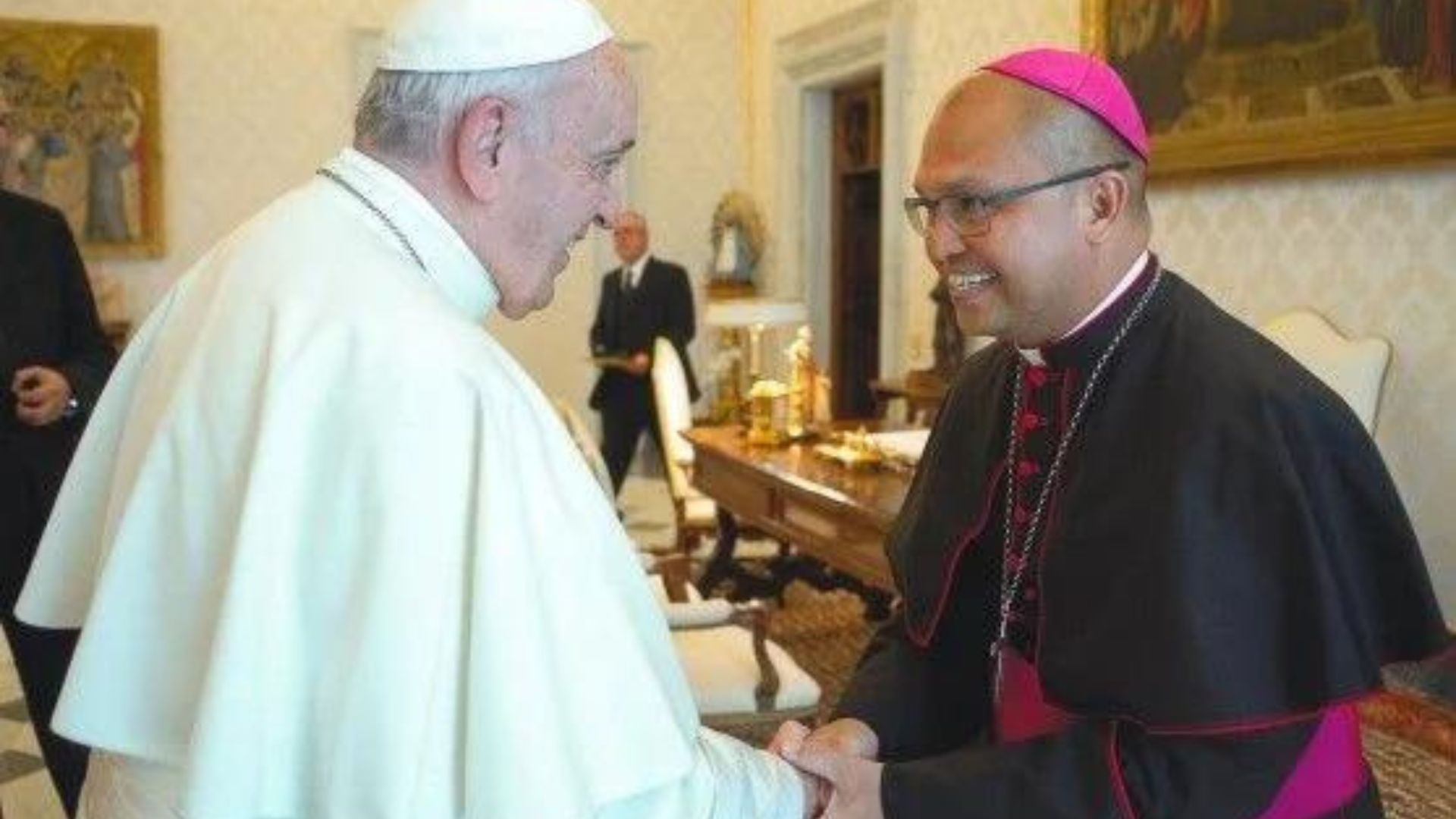Guam. Ad Agaña arriva Mons. Ryan Pagente Jimenez