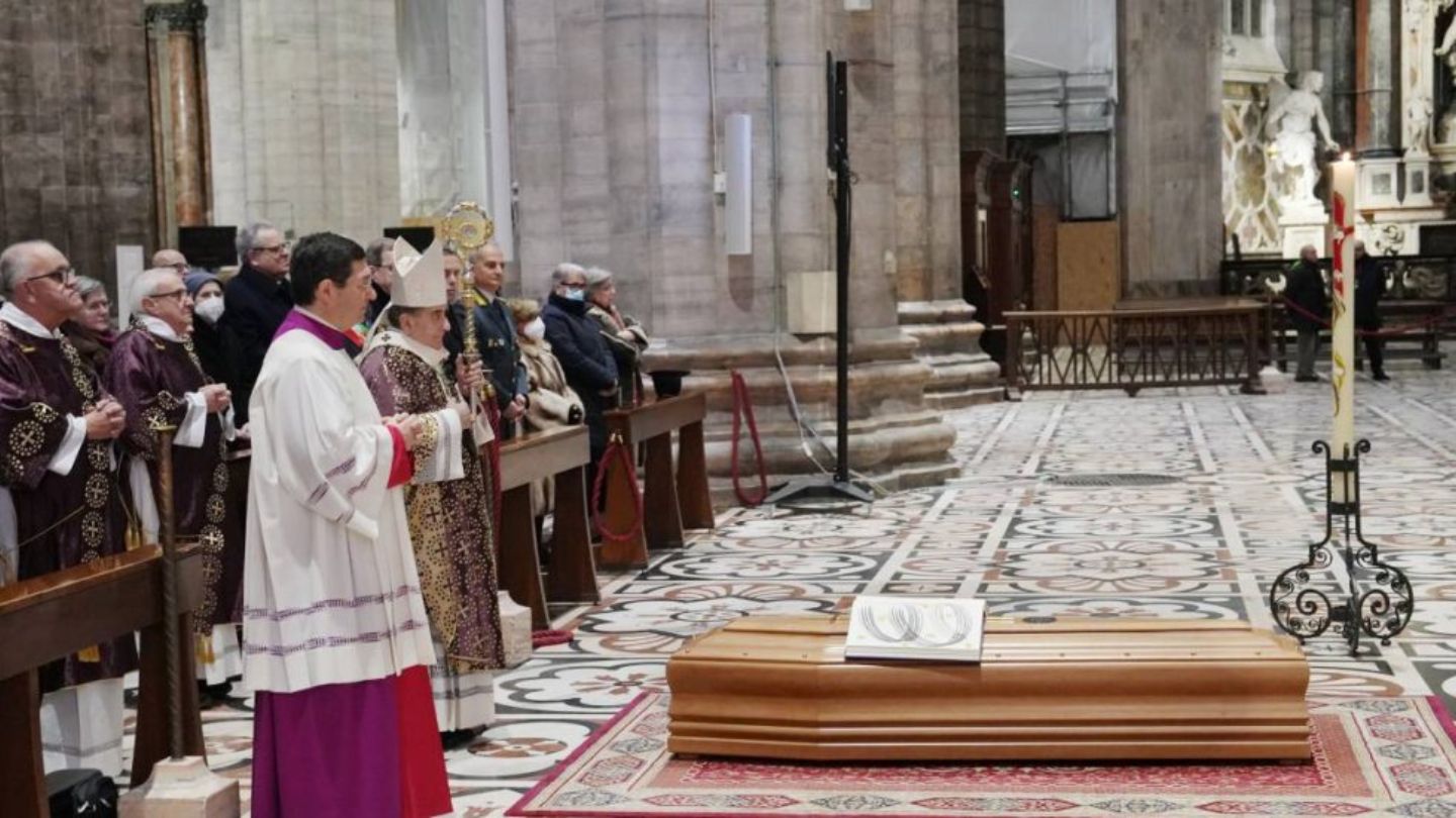 «Discepolo dei preparativi. Ha preparato la Pasqua». L'Arcivescovo Delpini ricorda Mons. Giudici