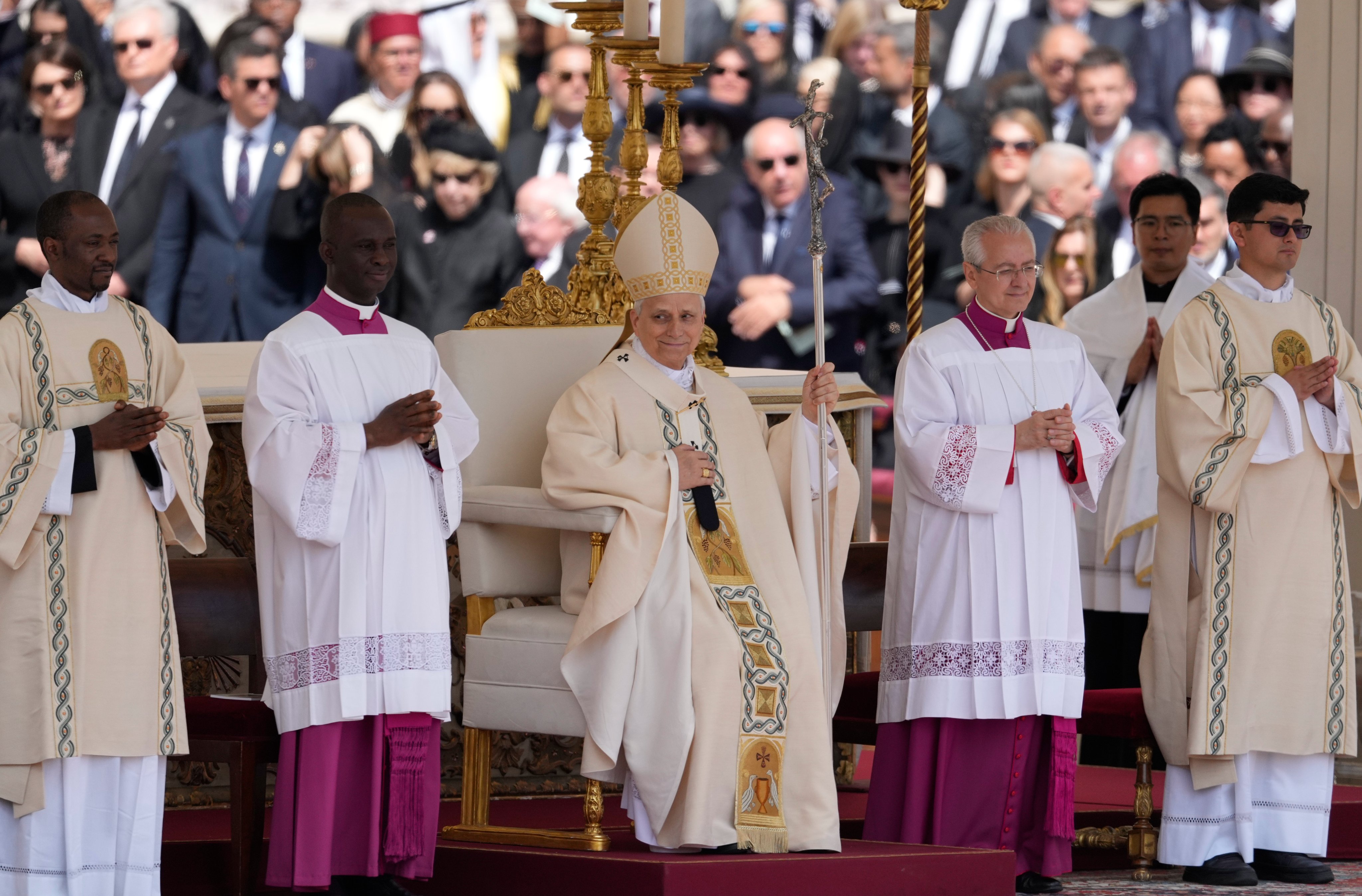 Ricostruire la fraternità: Leone XIV incontra i suoi sacerdoti