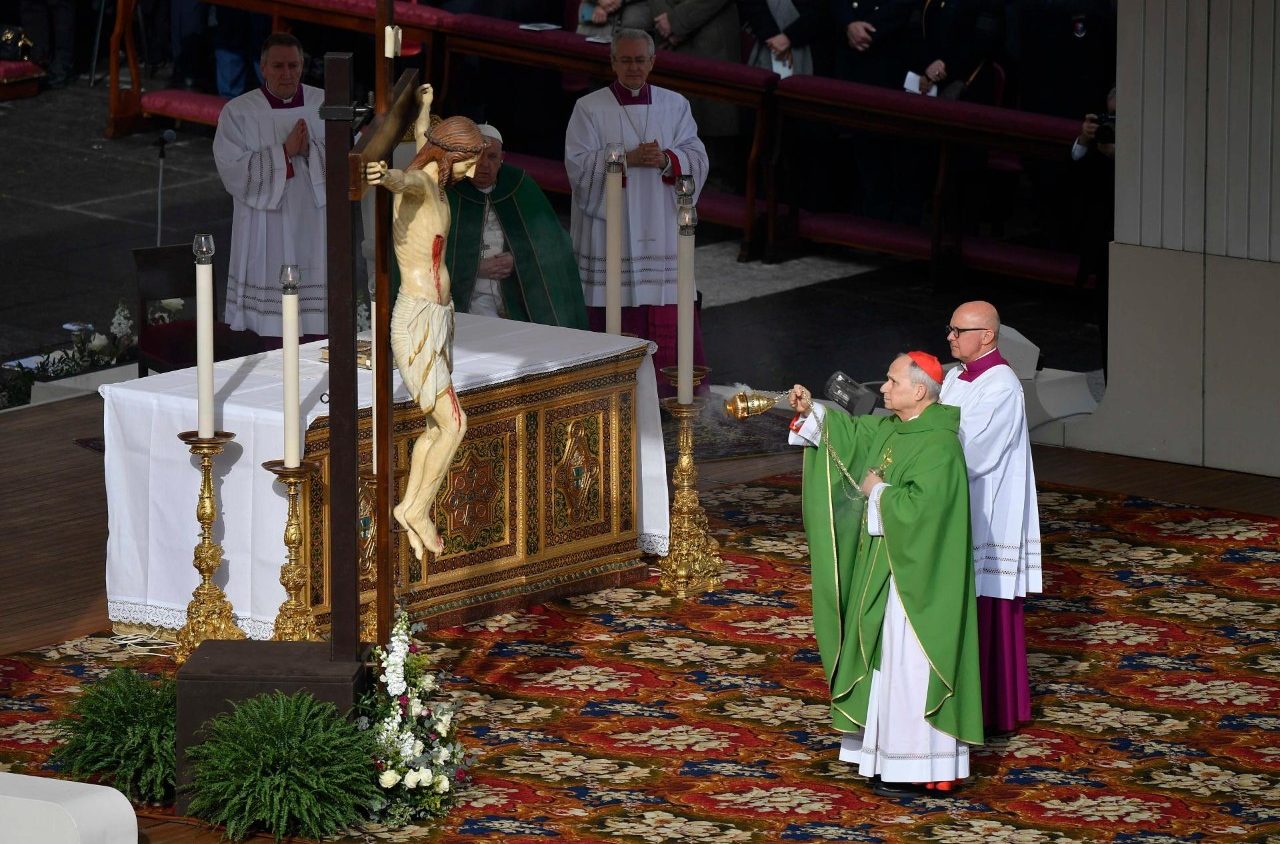 Papa Francesco ai militari: «Anche a voi il Signore chiede di vedere, salire, sedersi»