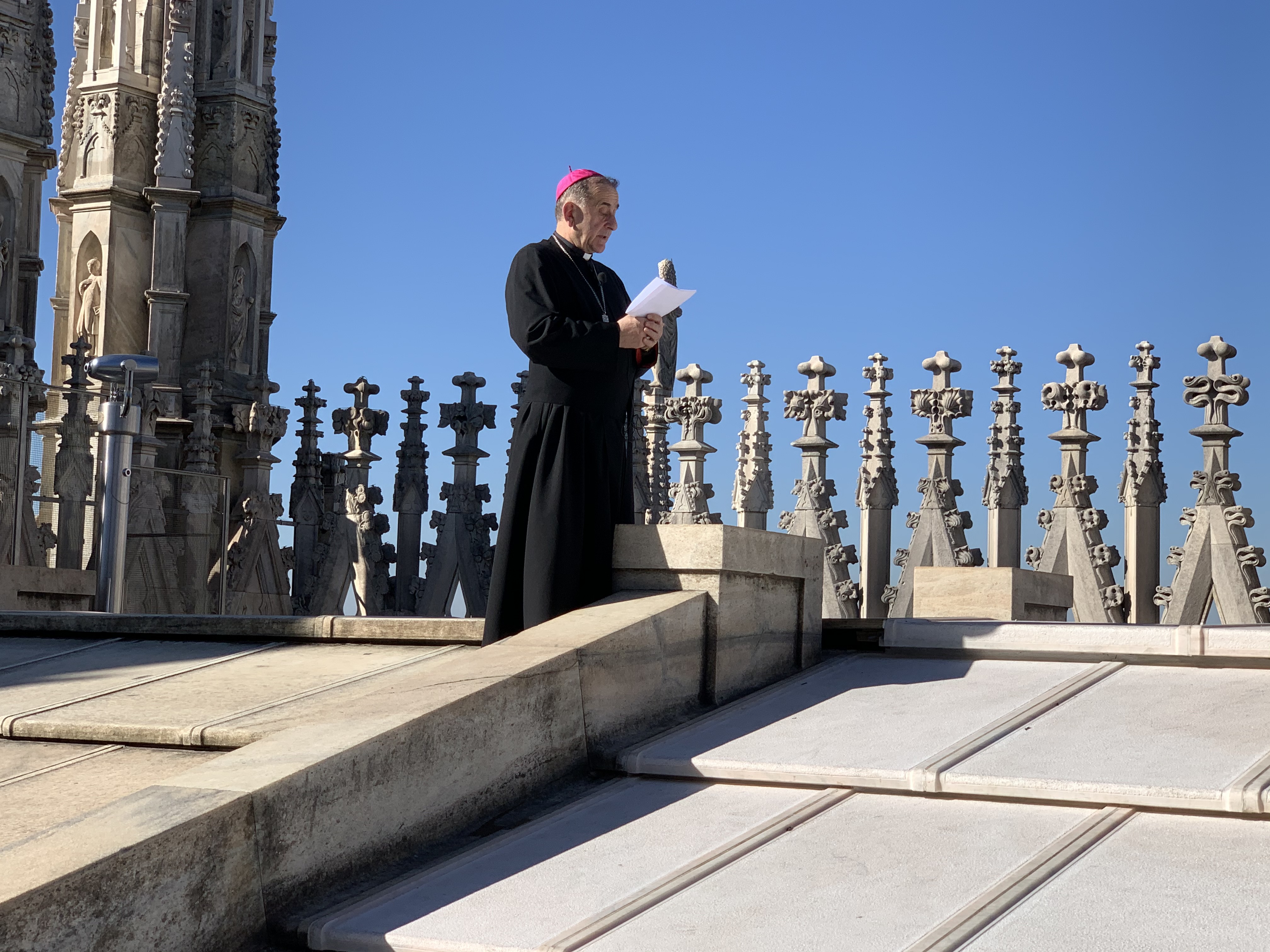 L'Arcivescovo Delpini alla Chiesa di Milano: «Eucarestia e Parola di Dio. Fuggire il protagonismo frenetico»