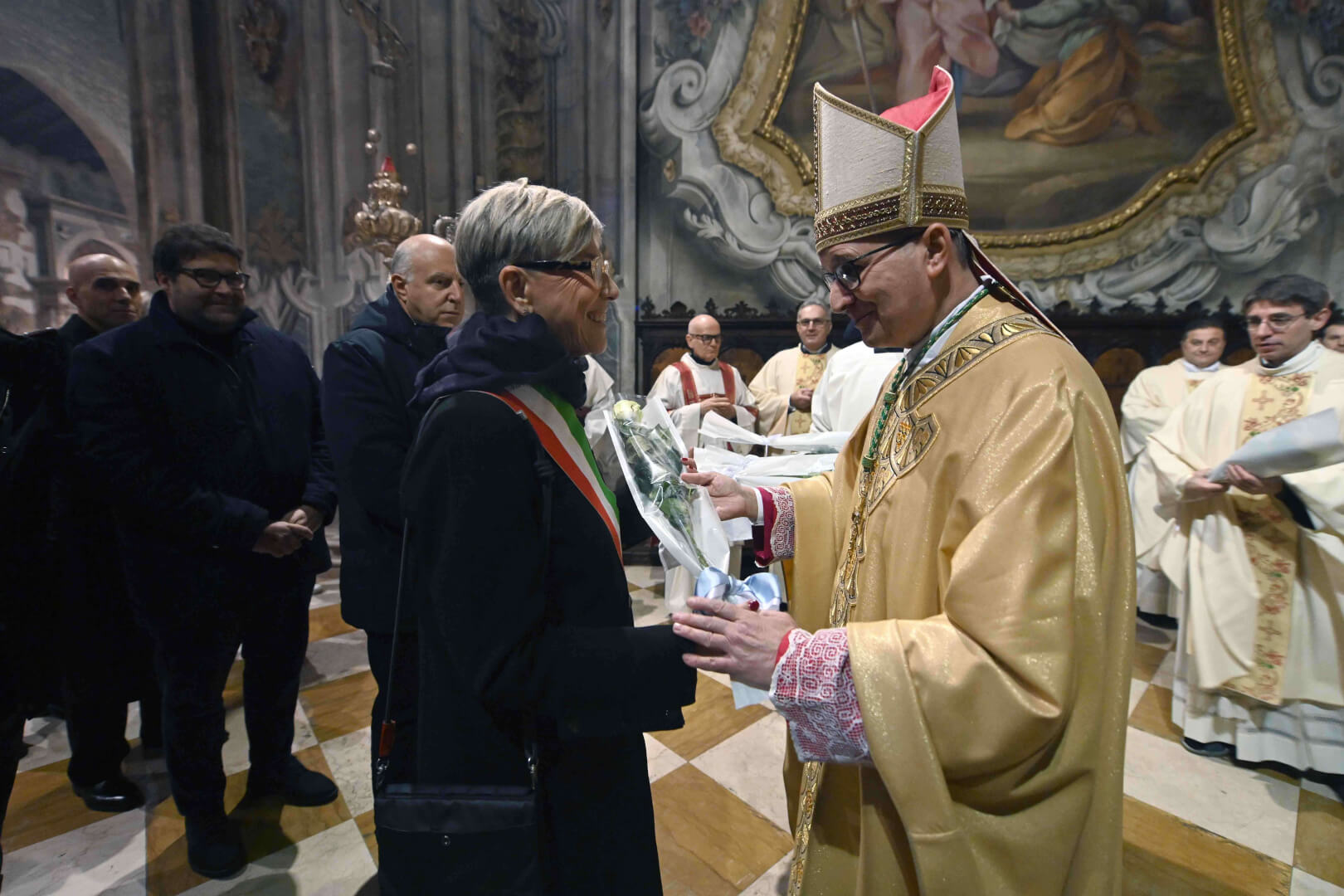 Immacolata. Mons. Tremolada alla città: «I legami non sono profondi e la premura divora il tempo. C’è bisogno di profondità».