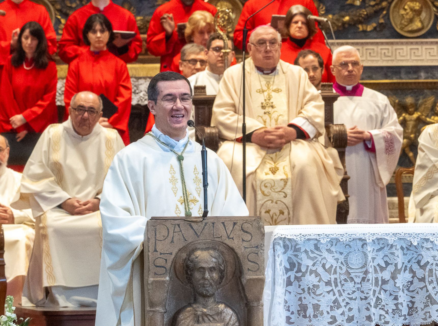 Novara. “Non circondarti di yes men”: Mons. Brambilla al neo vescovo Ciampanelli