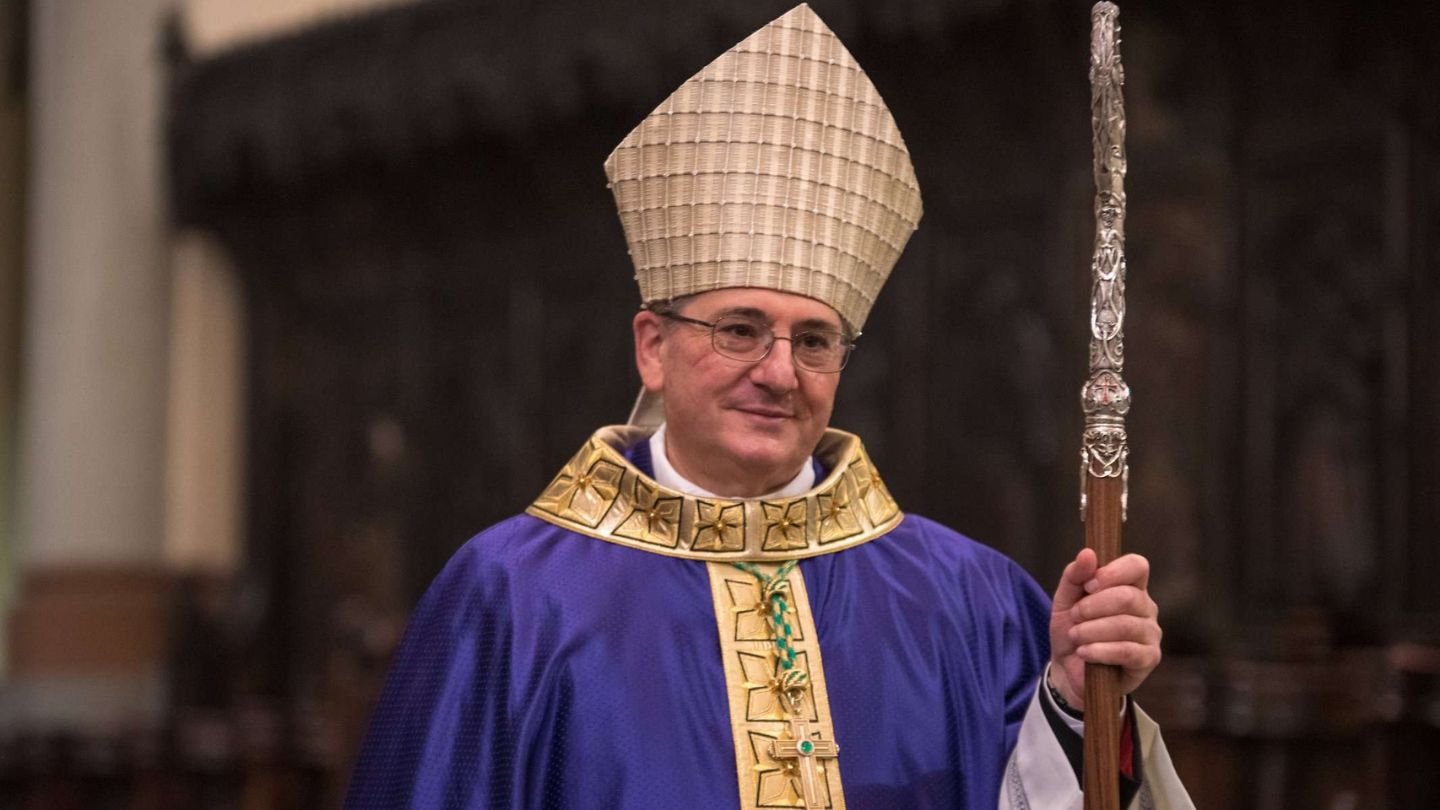 Mons. Lovignana sullo show dei preti: «Risate scomposte e linguaggio volgare sono offensivi»