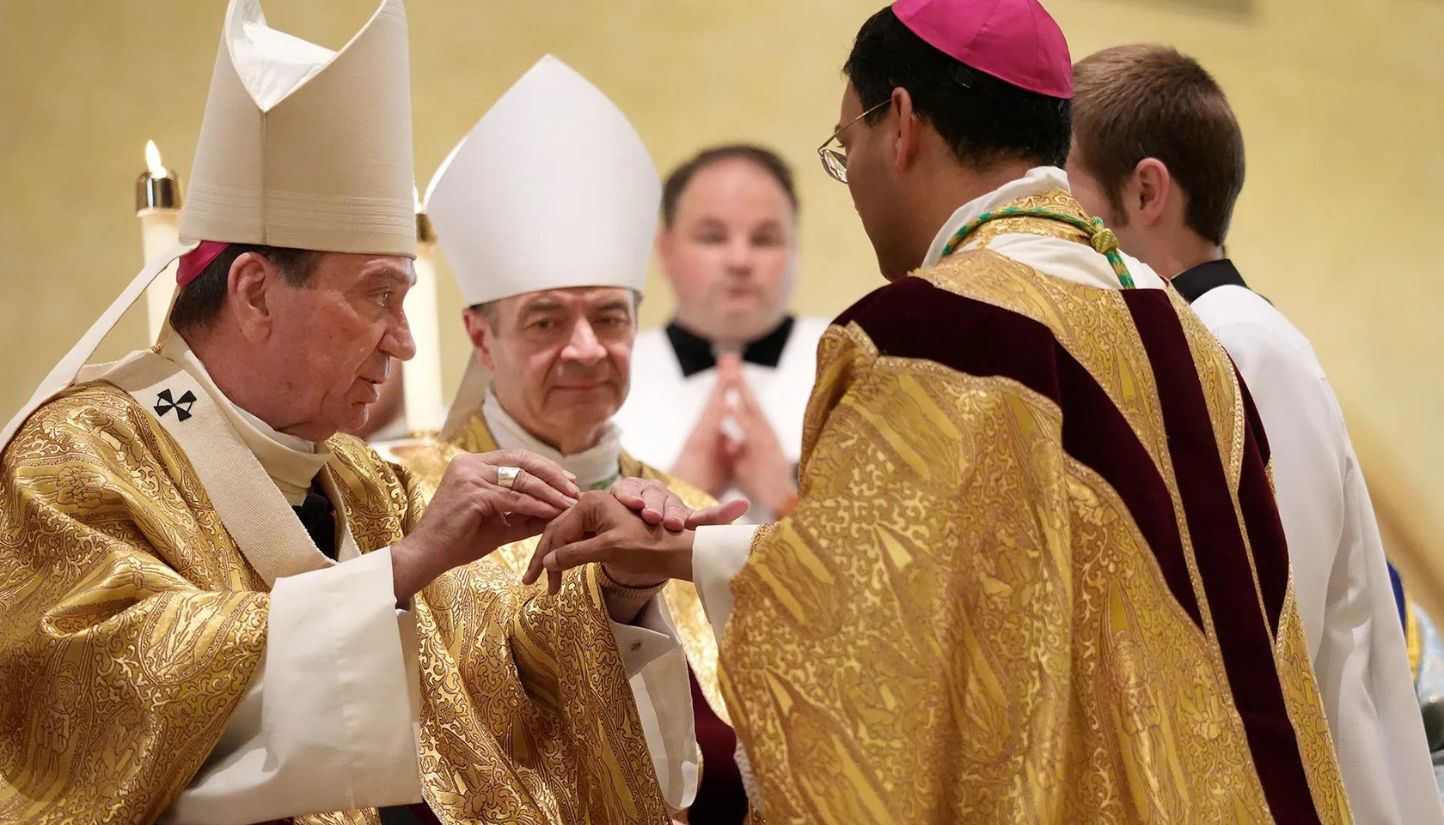 Mons Fernandes (più giovane vescovo USA) ha ridato vita alla diocesi di Columbus