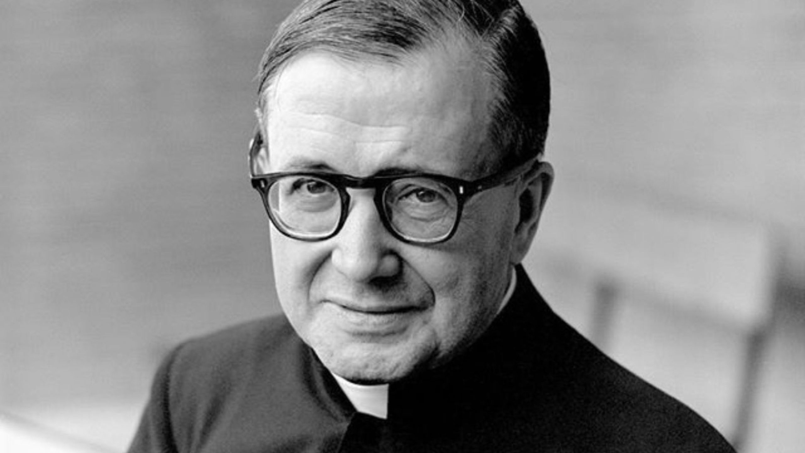Francesco rade al suolo l'Opus Dei ma premia Bose per aver ucciso il Fondatore