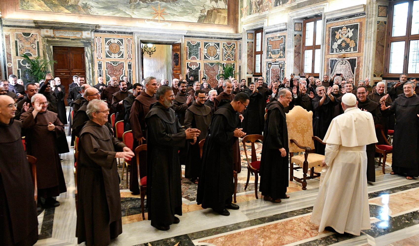 B.V.M. del Monte Carmelo: "chiunque morirà rivestendo questo scapolare, sarà salvo"