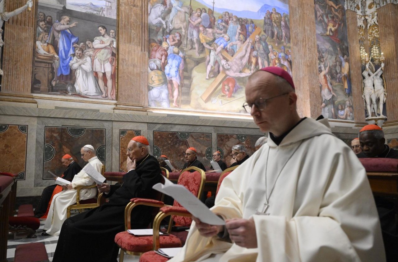 Ejercicios Espirituales. Monseñor Varden advierte contra el «considerar la religión como una póliza de seguros»