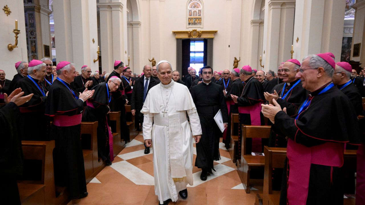 Diocesi che si svuotano, vescovi che invecchiano: la Chiesa italiana e il futuro a breve