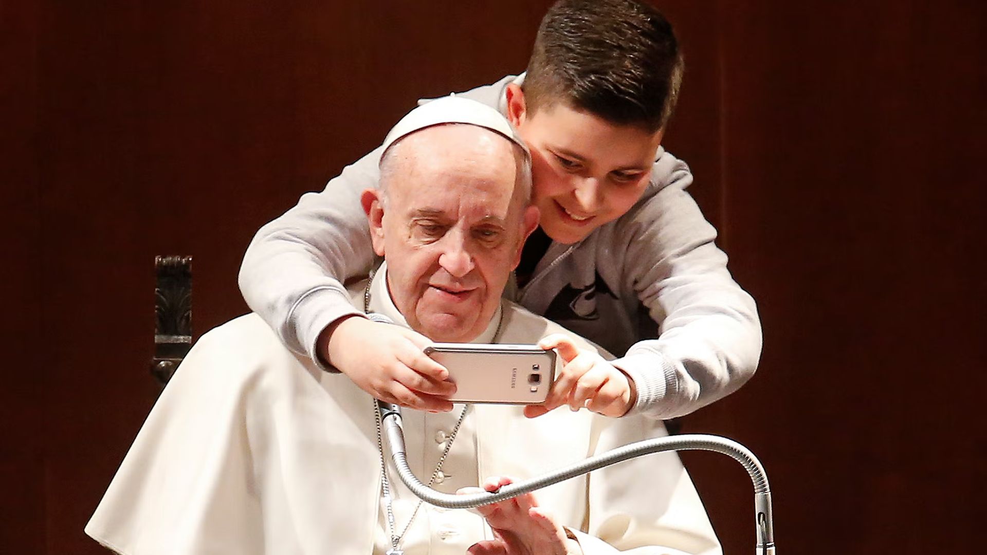 The invisible pope? Authority and silence in an age obsessed with appearance
