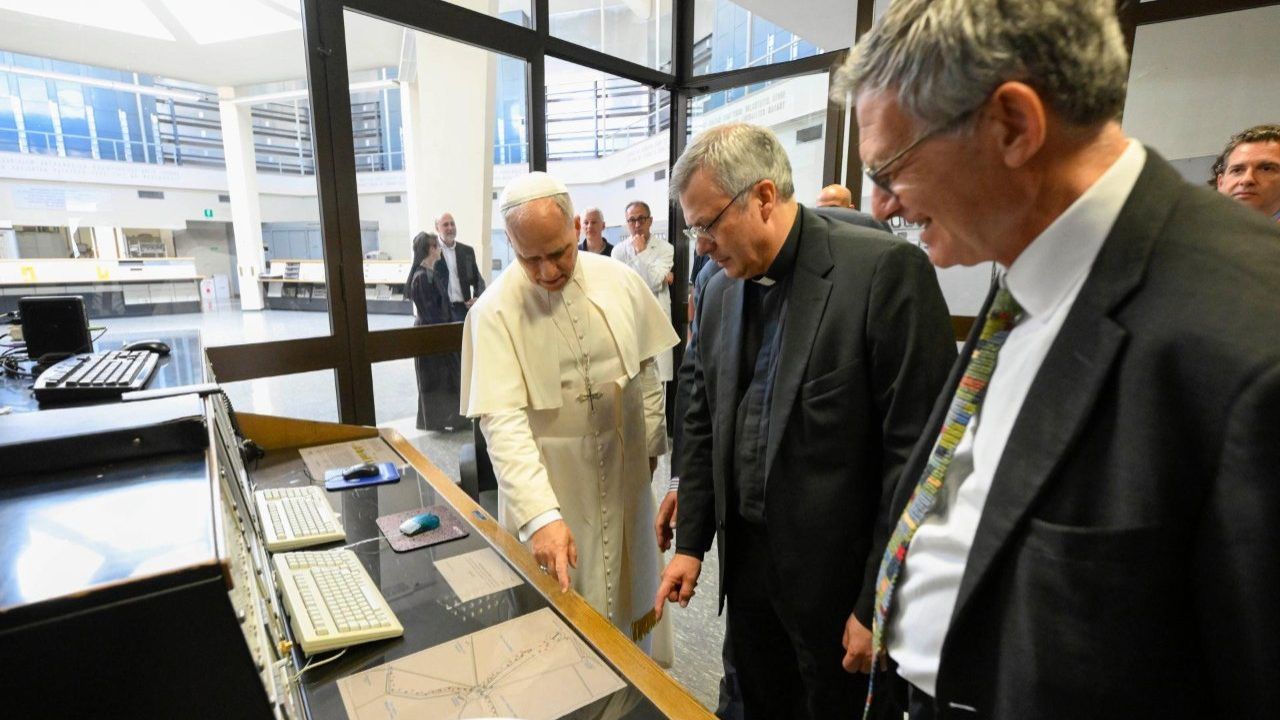 Dicastero per la Comunicazione. A Piazza Pia l'incubo di un "reset" di Papa Leone 