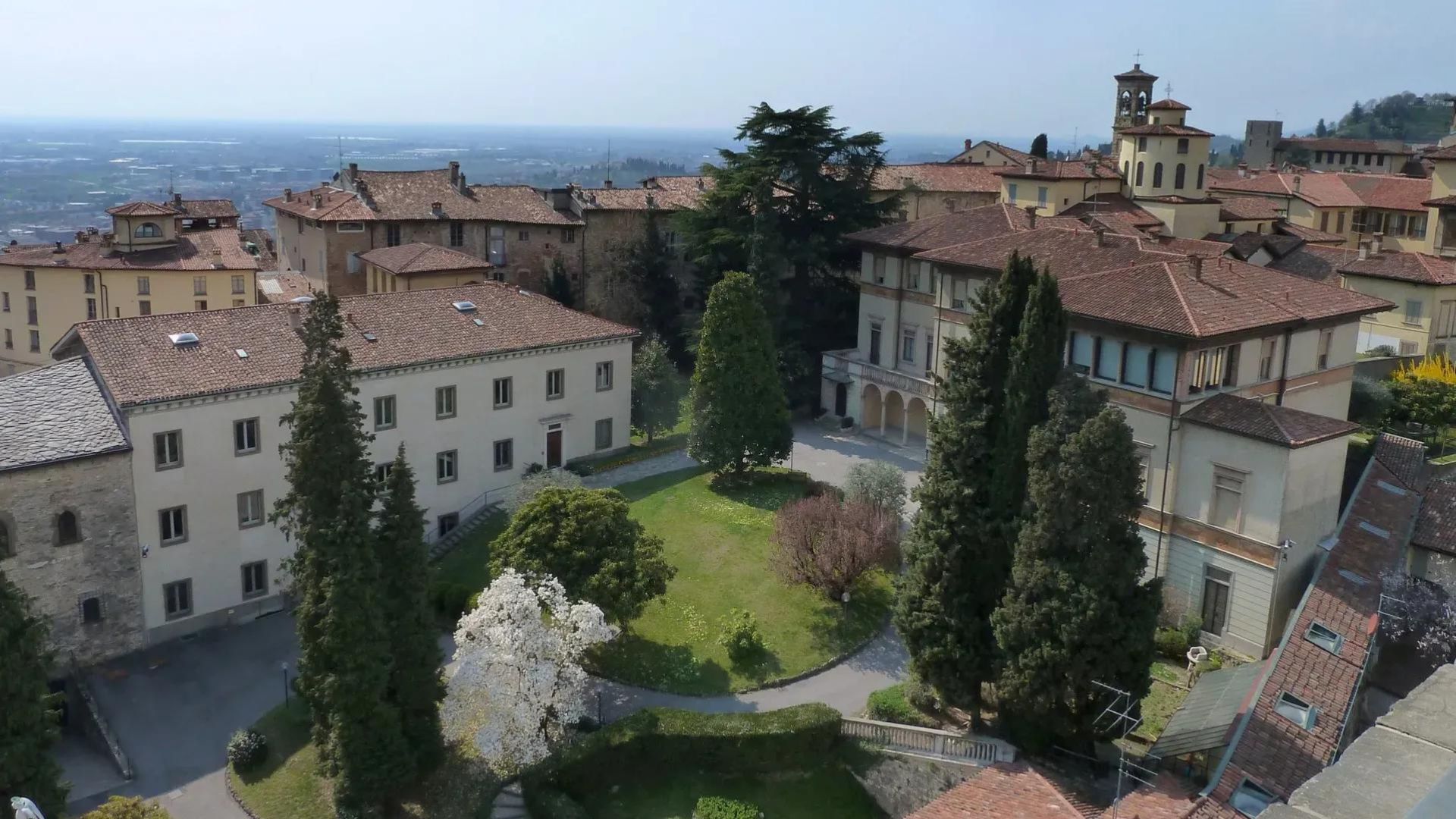 Diocesi di Bergamo: nota dell'Ufficio liturgico sulla comunione eucaristica