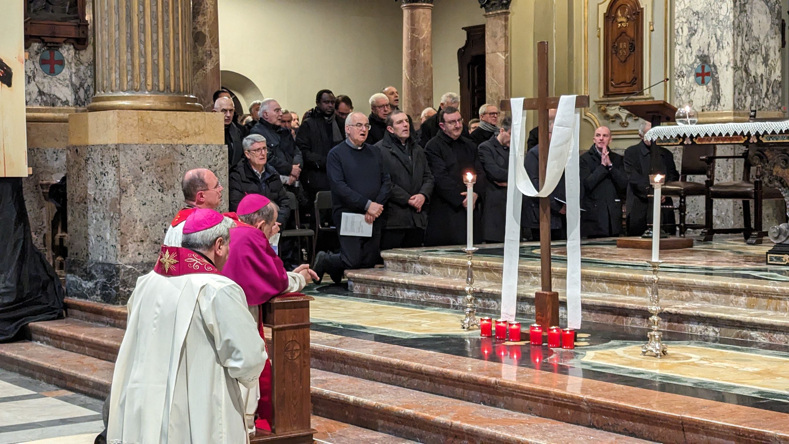 L'Arcivescovo Delpini a Saronno: «Nulla mai è irrimediabile, se la tristezza diventa invito alle lacrime di pentimento»