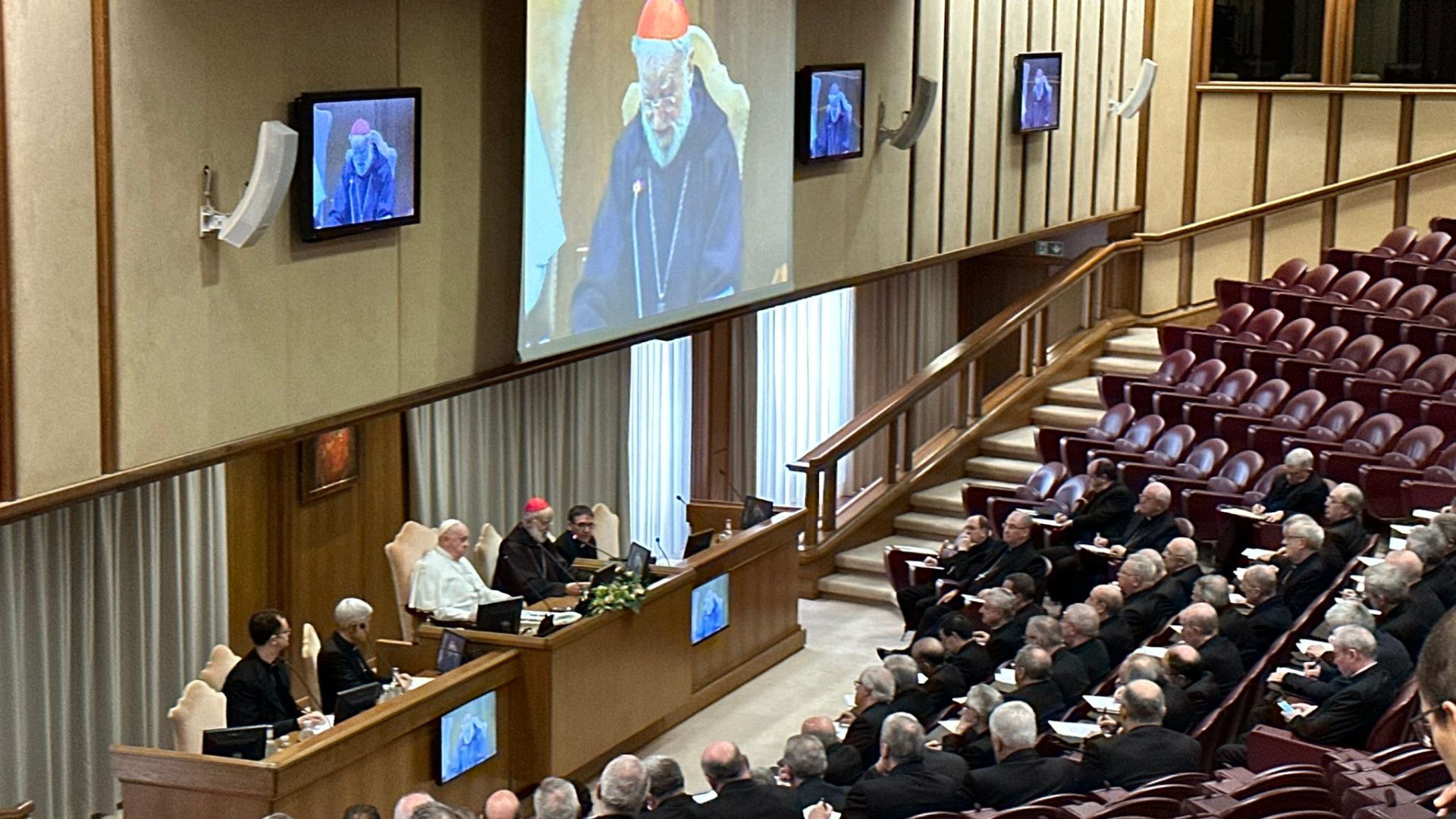 Faccia a faccia dei vescovi spagnoli con il Papa. Sul tavolo: il futuro dei seminari