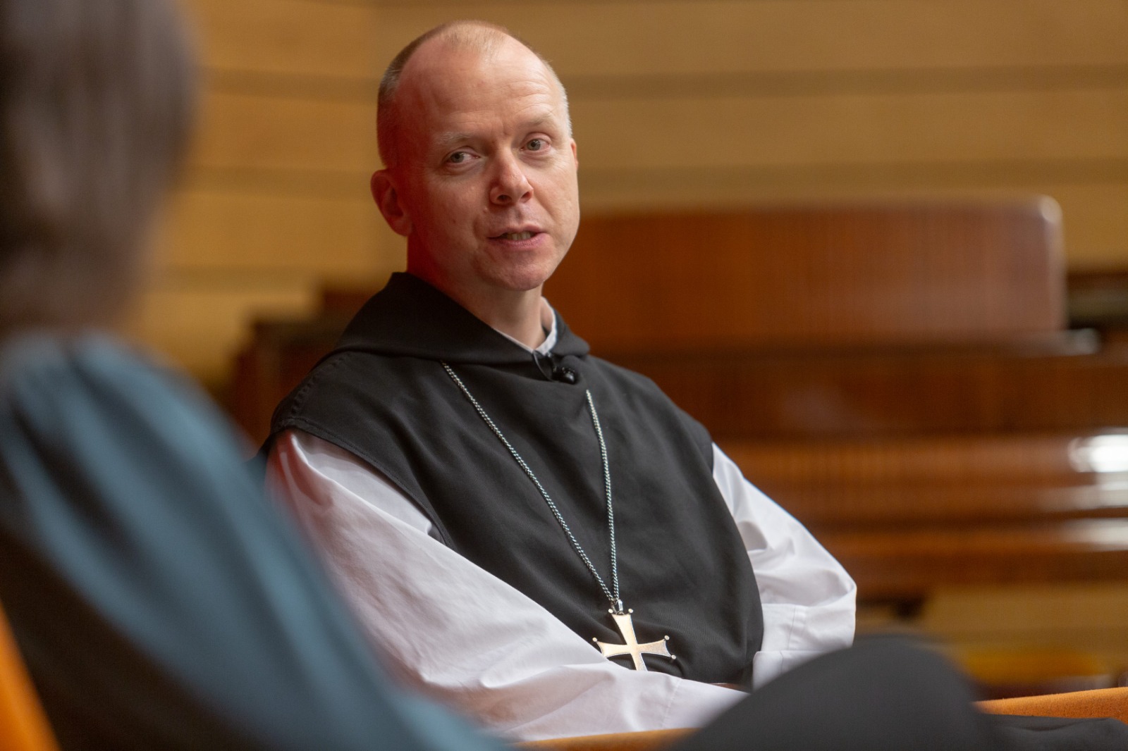 Mons. Varden: «Tanti sono affamati di silenzio». Un libro di Mons. Camisasca