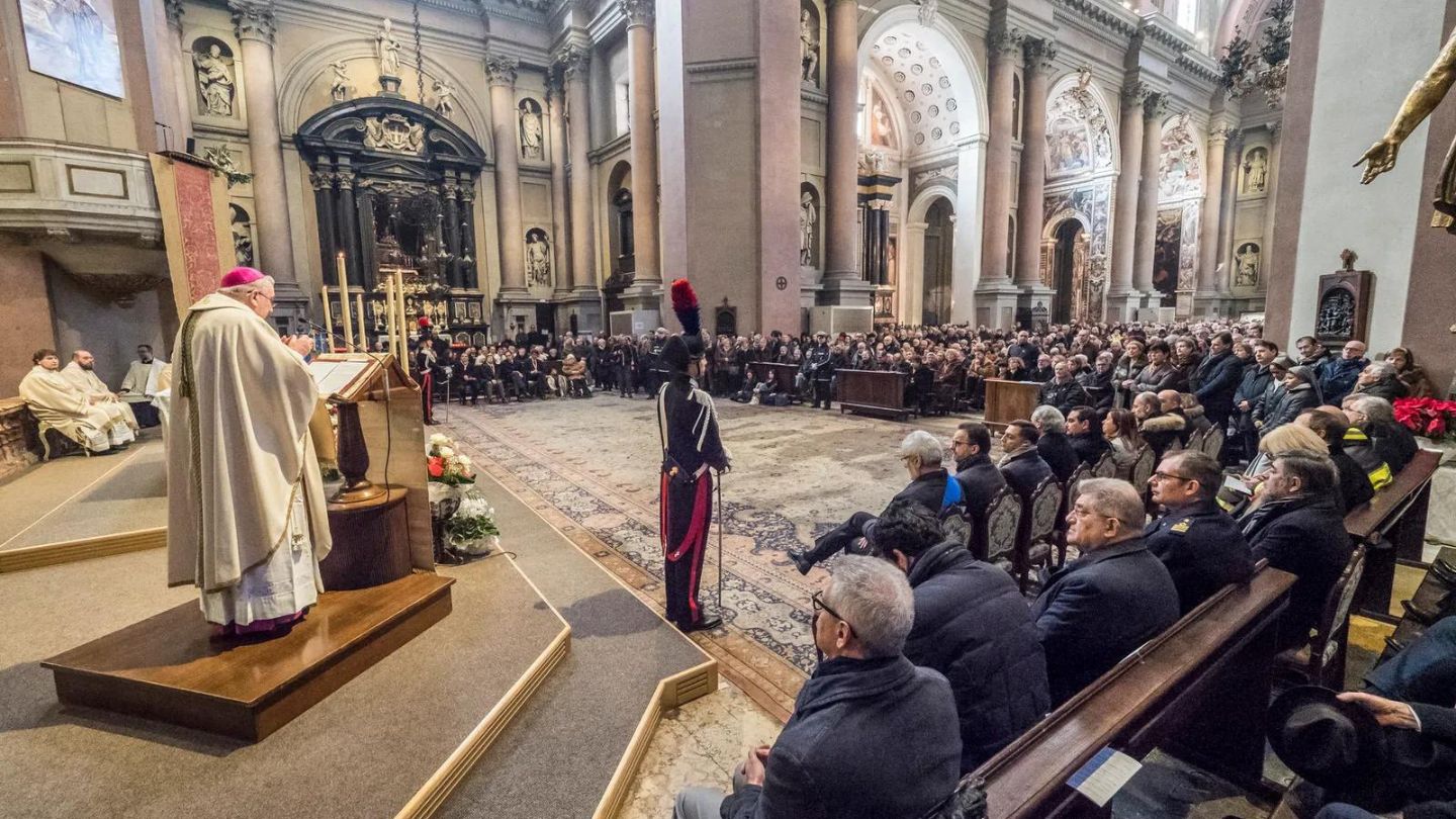 San Gaudenzio. Il vescovo di Novara: « la Chiesa c’è per trasmettere il Vangelo nella vita quotidiana delle persone».